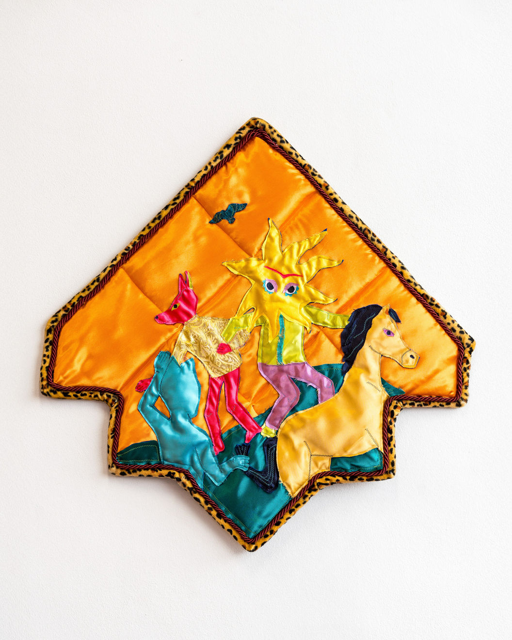 Hemaseh Manawi Rad, Shiny Happy Creatures (Holding Paws), 2025