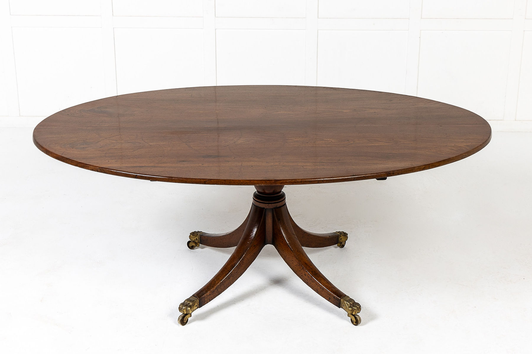 Large Early 19th Century Mahogany Oval Tilt Top Table