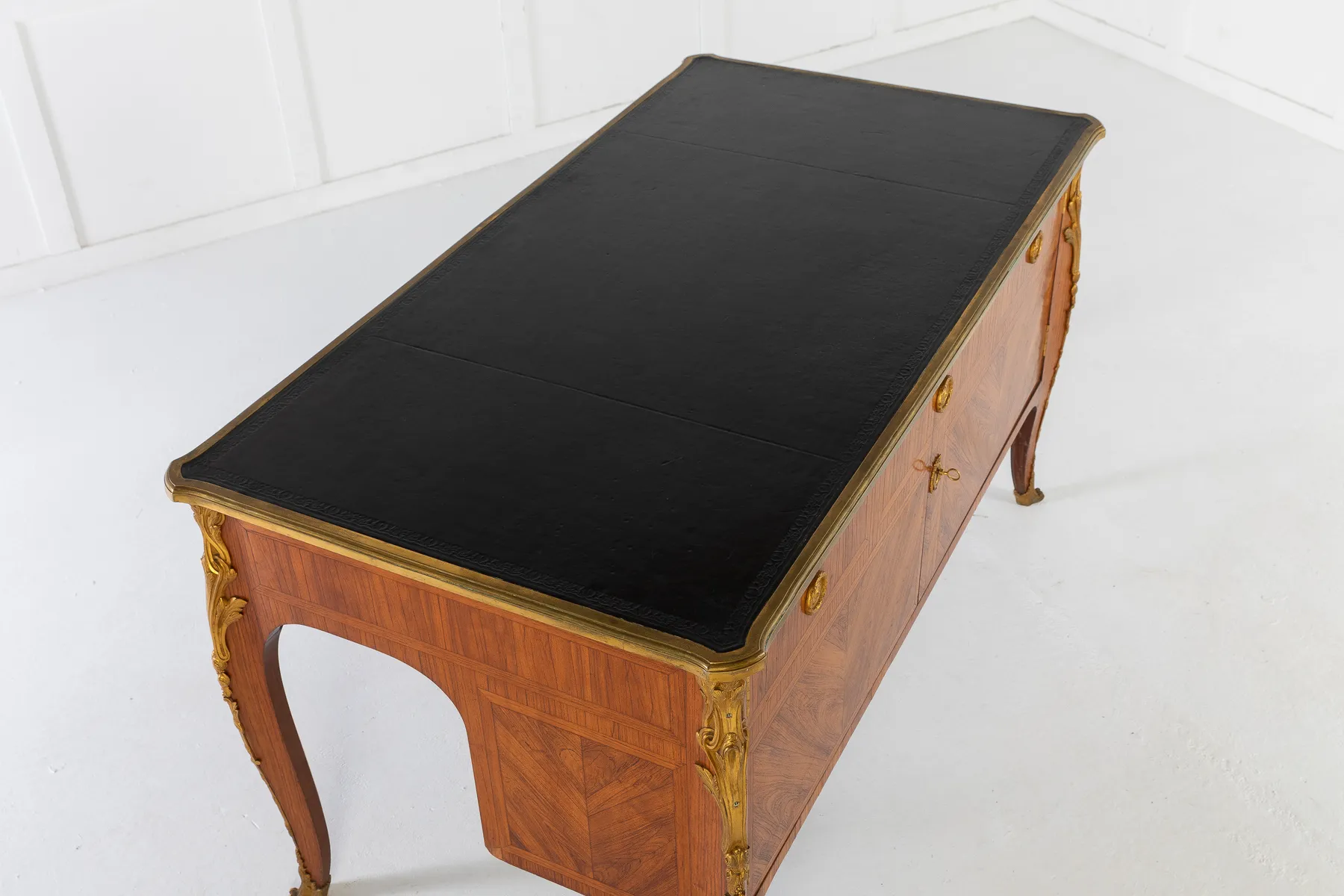 1940s French Kingwood Bureau Plat