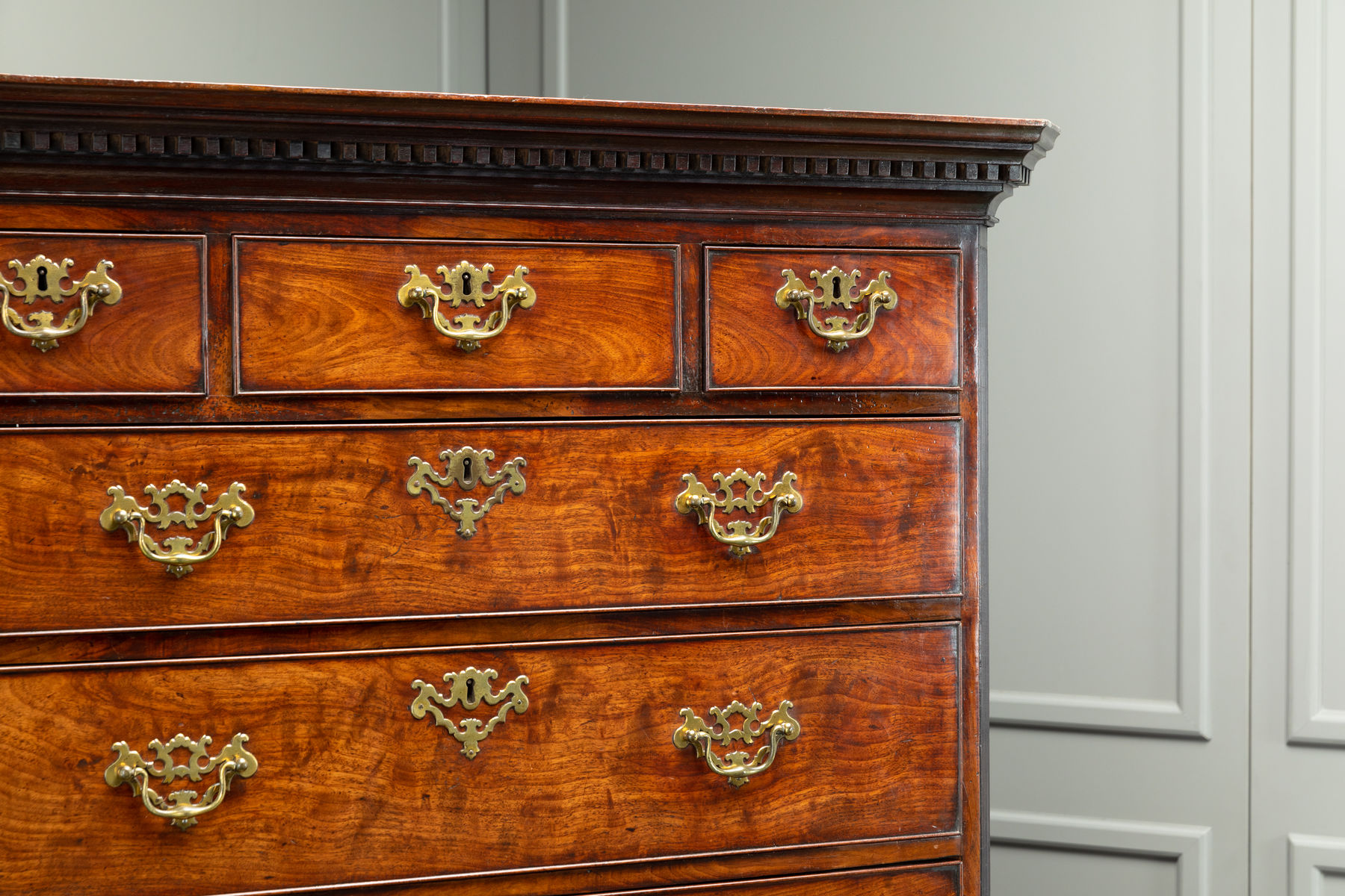 Early 18th Century English Mahogany Chest on Chest