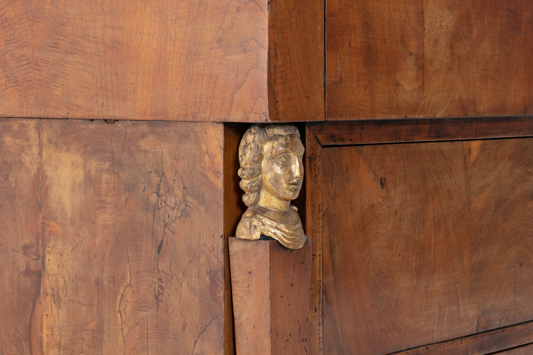 Early 19th Century Italian Walnut Commode