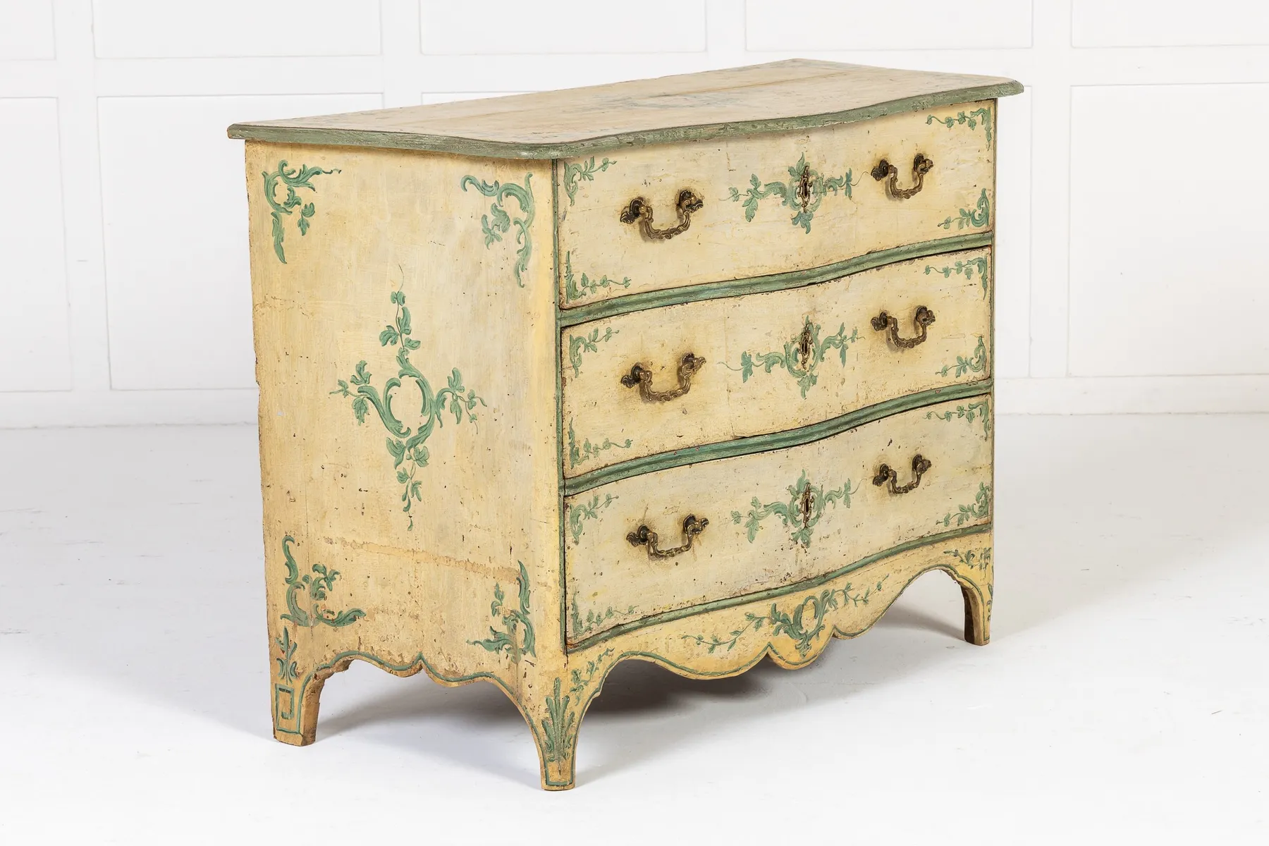 18th Century Italian Serpentine Painted Commode