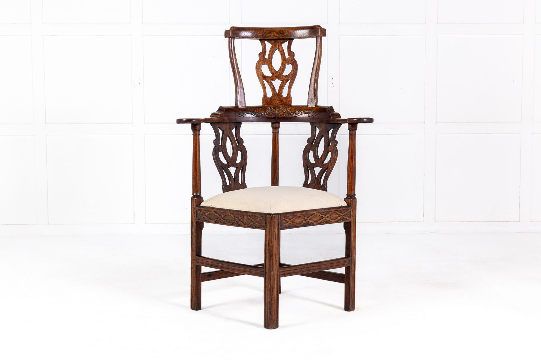 Late 18th Century English Oak Corner Chair