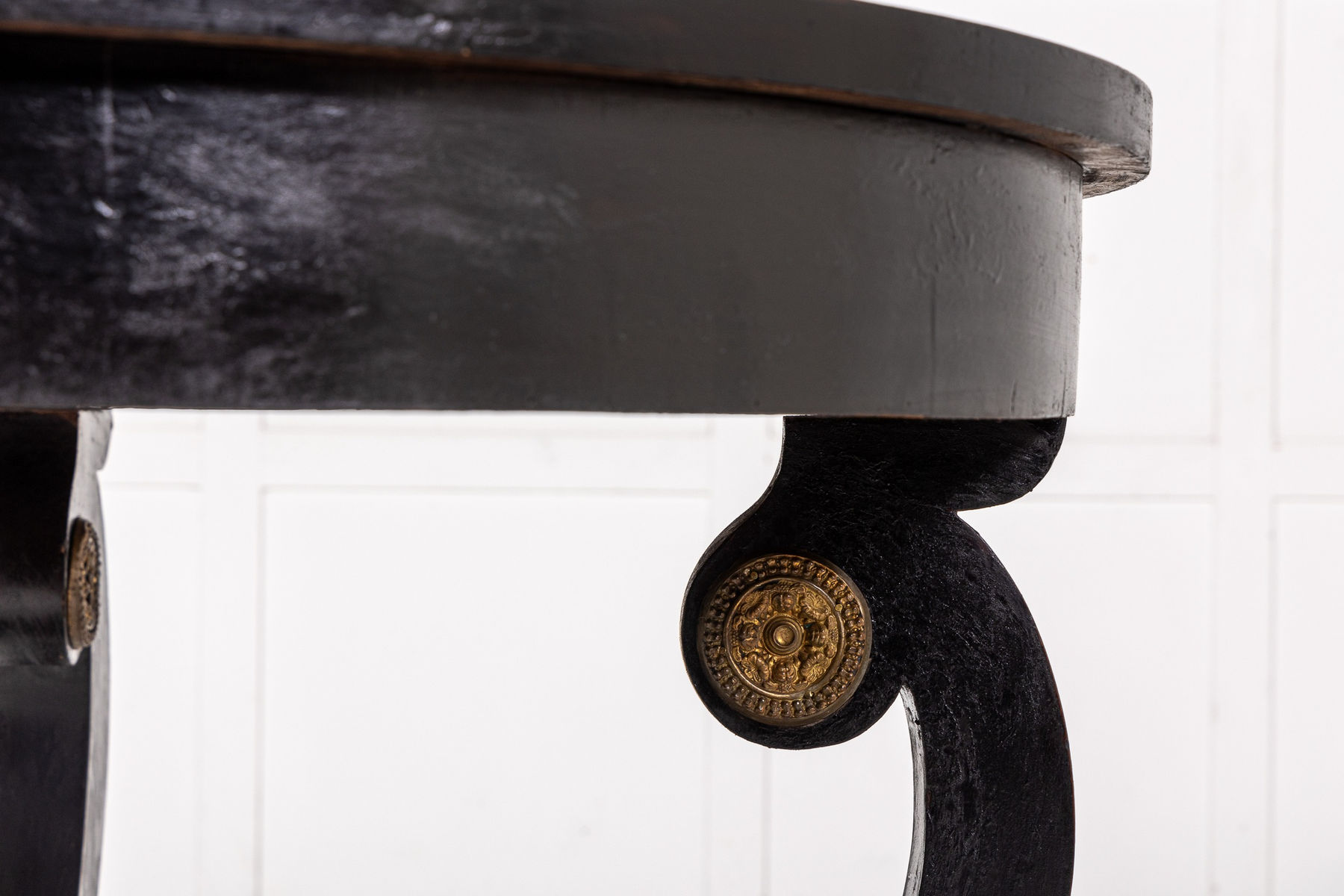 Early 19th Century Italian Ebonised Centre Table