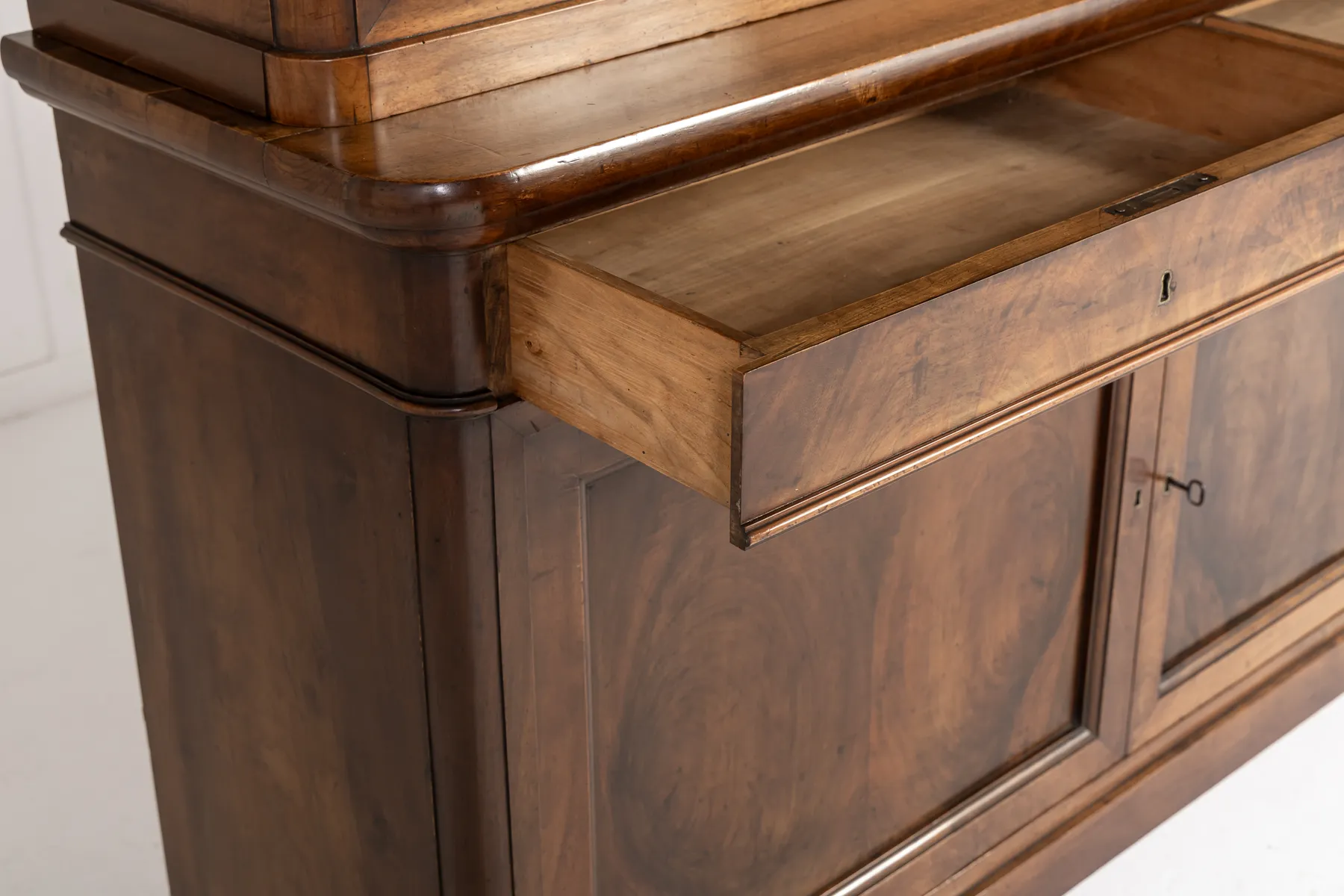 Large 19th Century Italian Walnut Cabinet/Bookcase