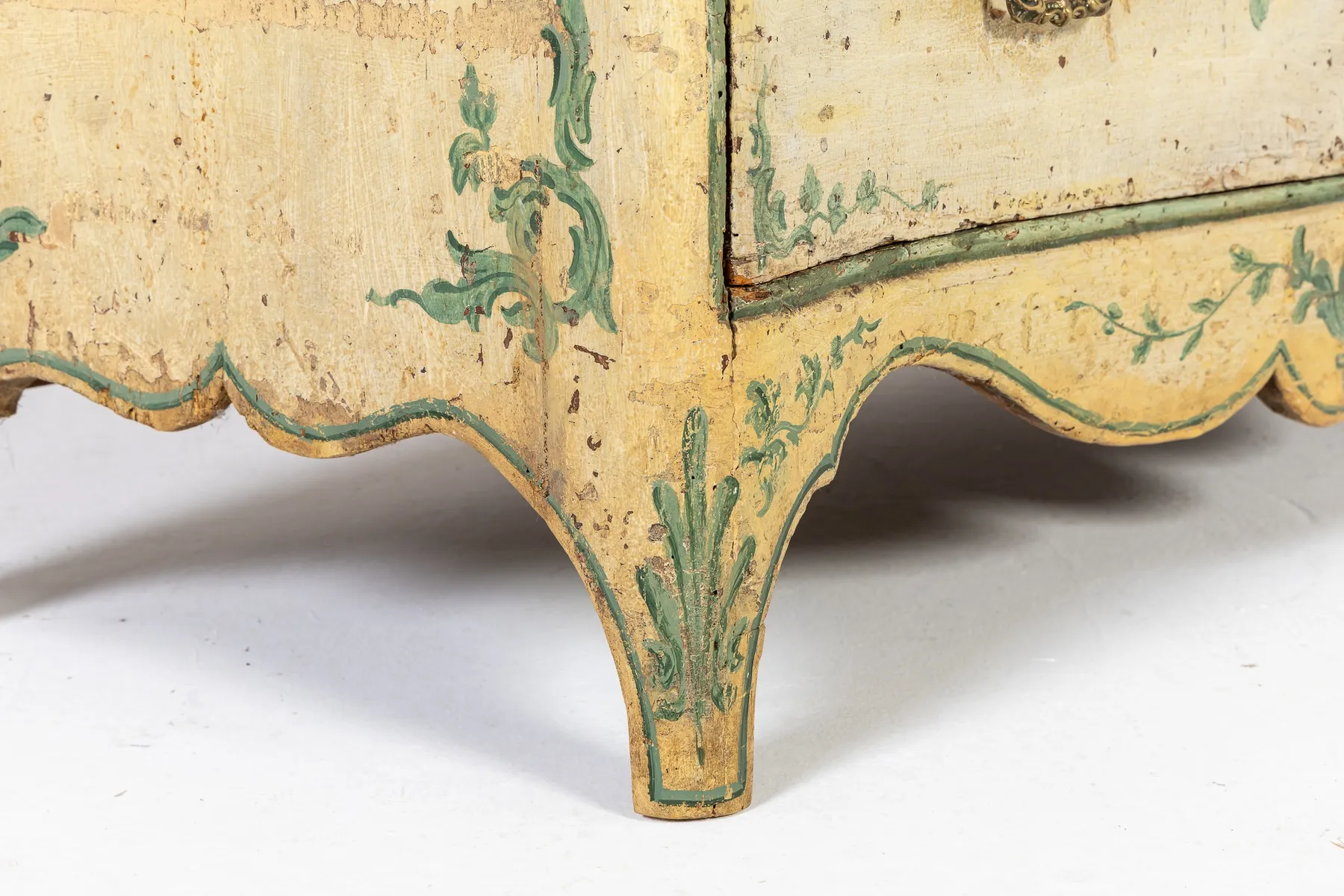 18th Century Italian Serpentine Painted Commode