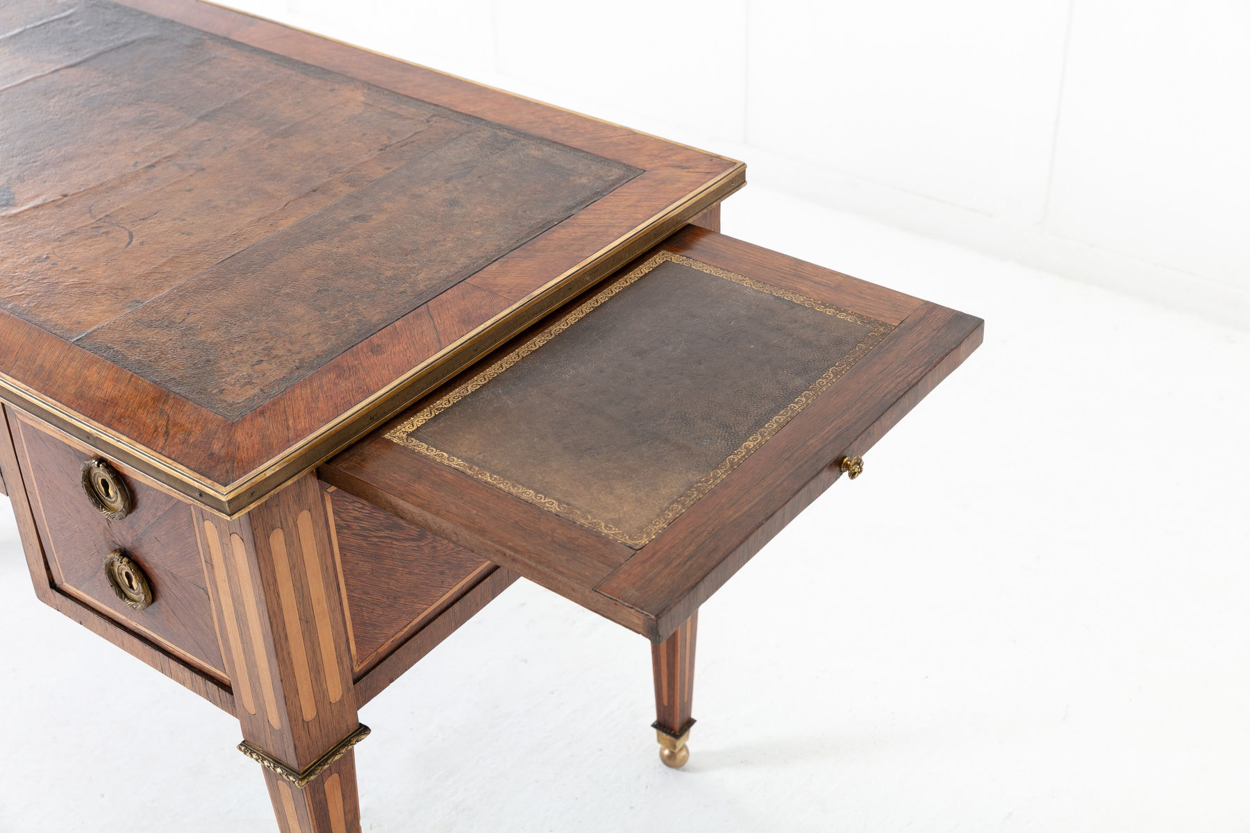 18th Century French Kingwood Bureau Plat