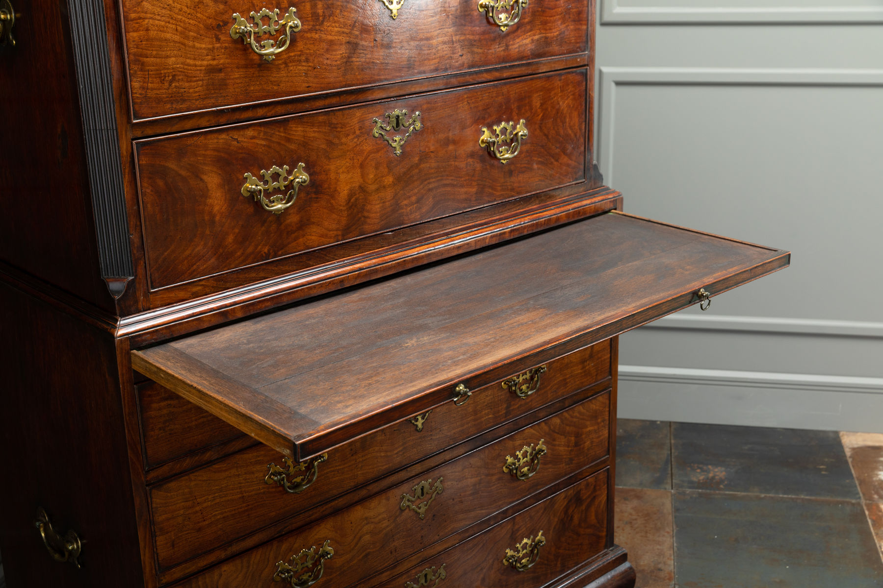 Early 18th Century English Mahogany Chest on Chest