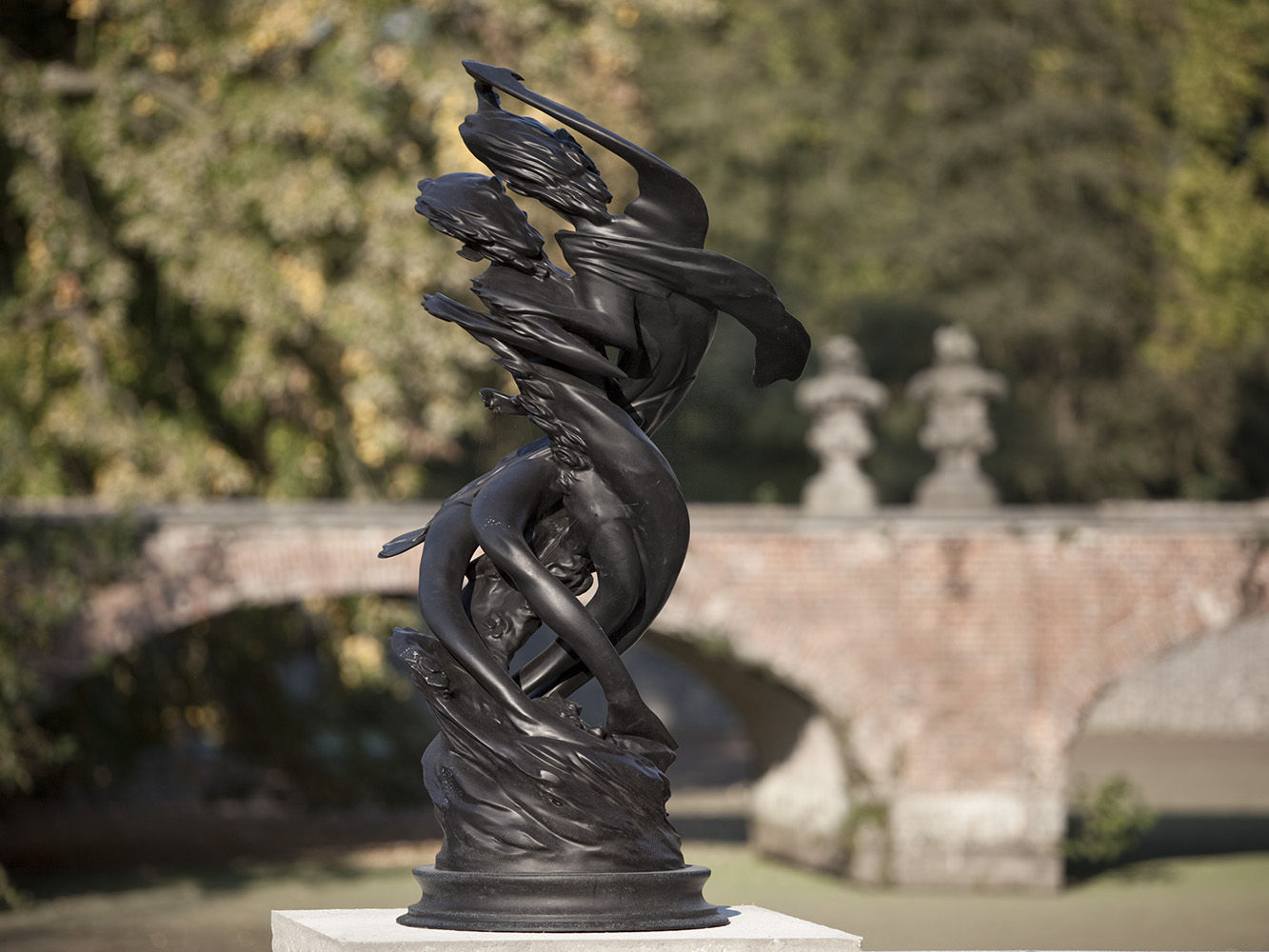 Wim Delvoye, Daphnis & Chloë Clockwise, 2009