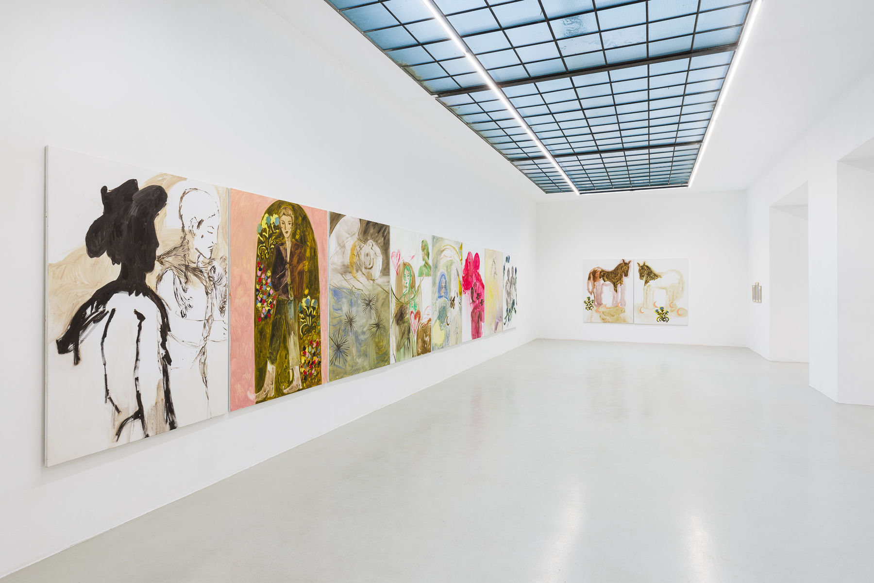 Faye Wei Wei, Installation View VII: The Moon Balloon of New York City, 2022