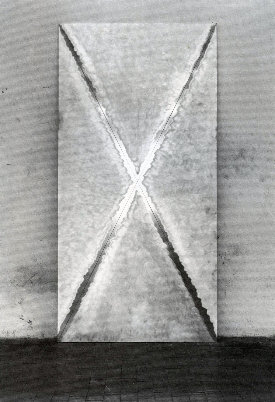 Paolo Icaro, Misura dal corpo: diagonali , 1972