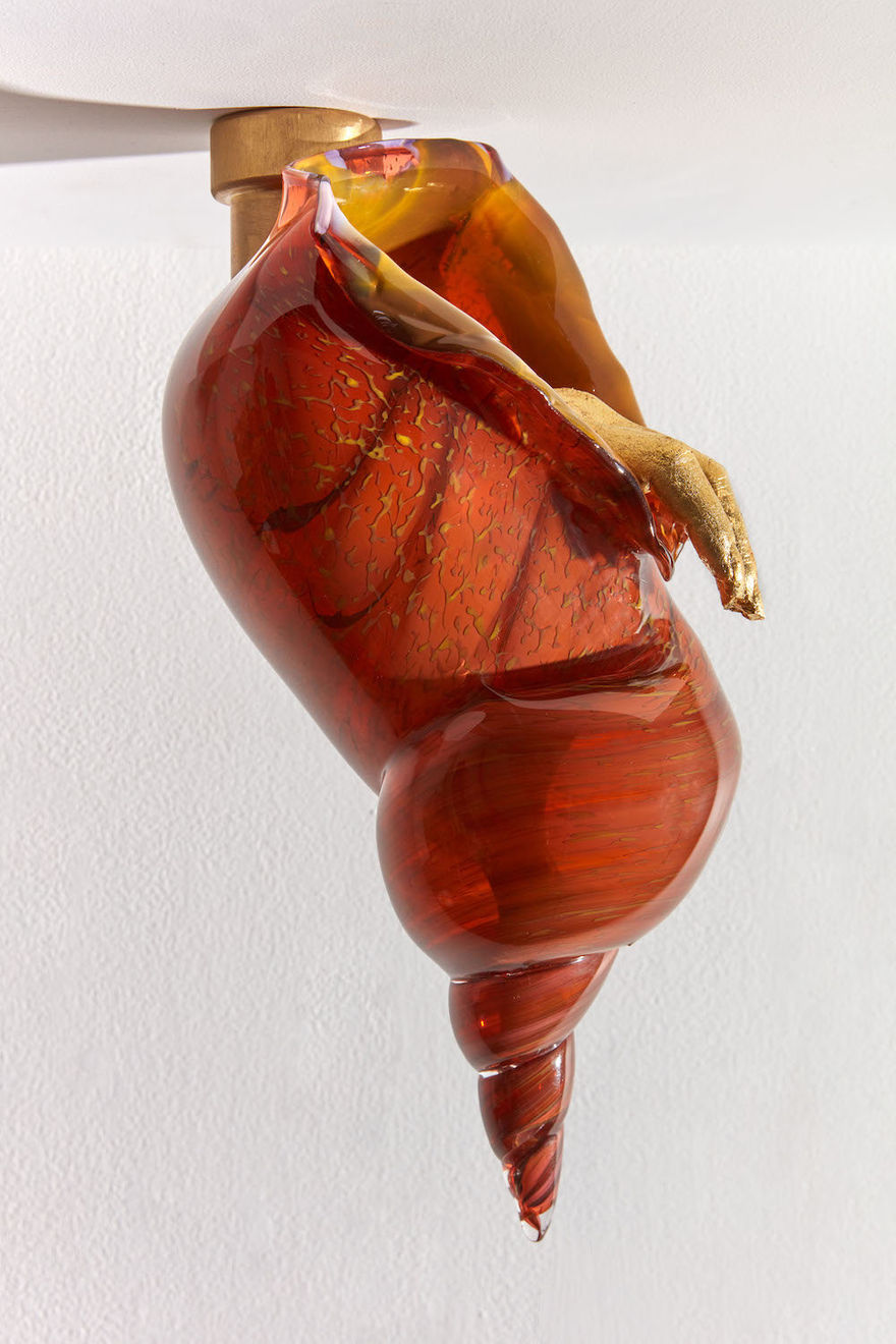 Kelly Akashi, Peeking , 2021