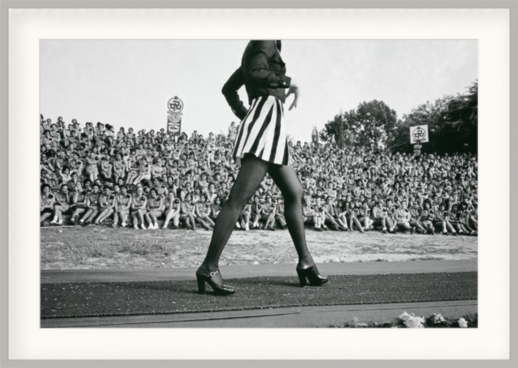 Micha Bar-Am, Fashion show, Tzrifin woman's army base, 1973