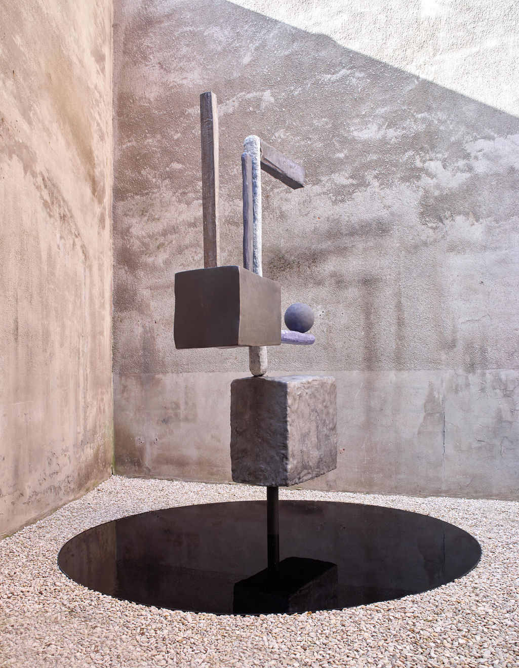 Kristian Touborg, Futura Fossil Standing Structure, 2021