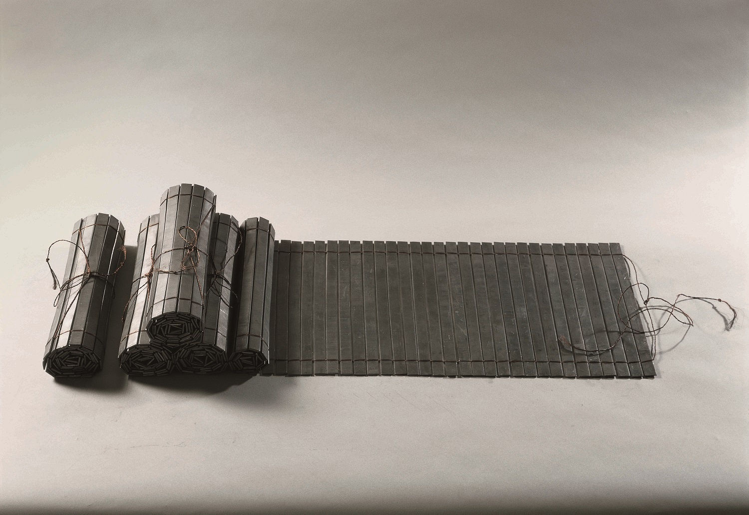 Cai Zhisong 蔡志松, Refinement to Motherland No.2 故國·雅2, 2003