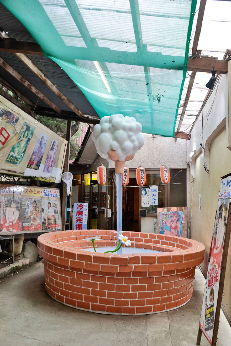 Akira The Hustler, Unceasing Anger, (Fountain), 2017
