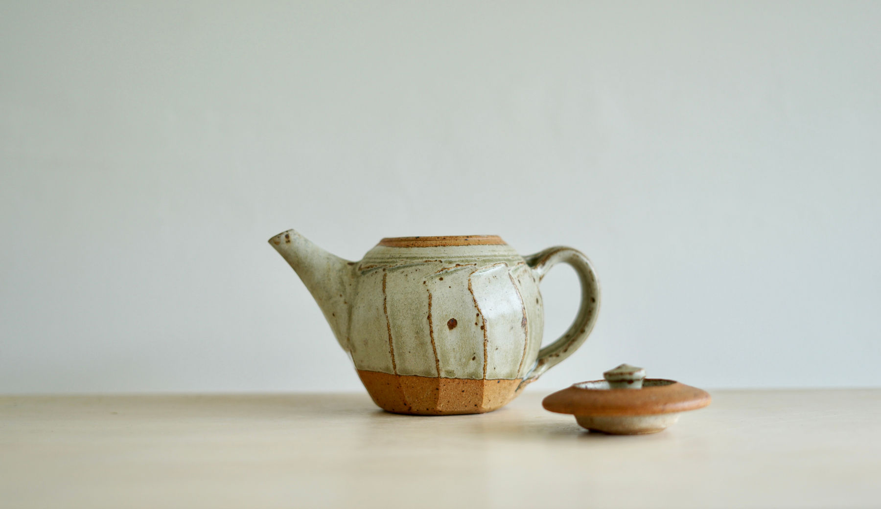 Richard Batterham, Early Cut-sided Teapot