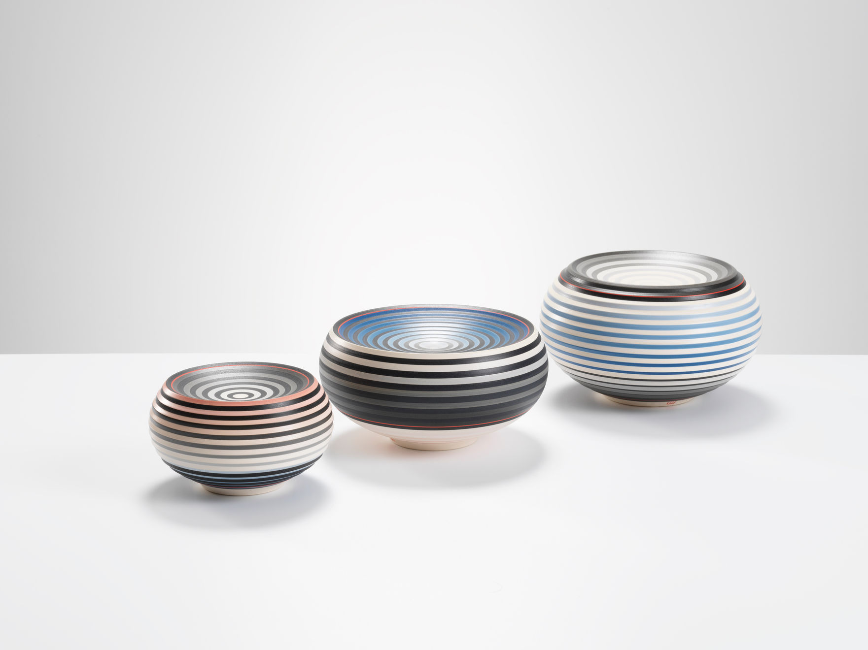 Jin Eui Kim, OPject - Spherical Form, 2018