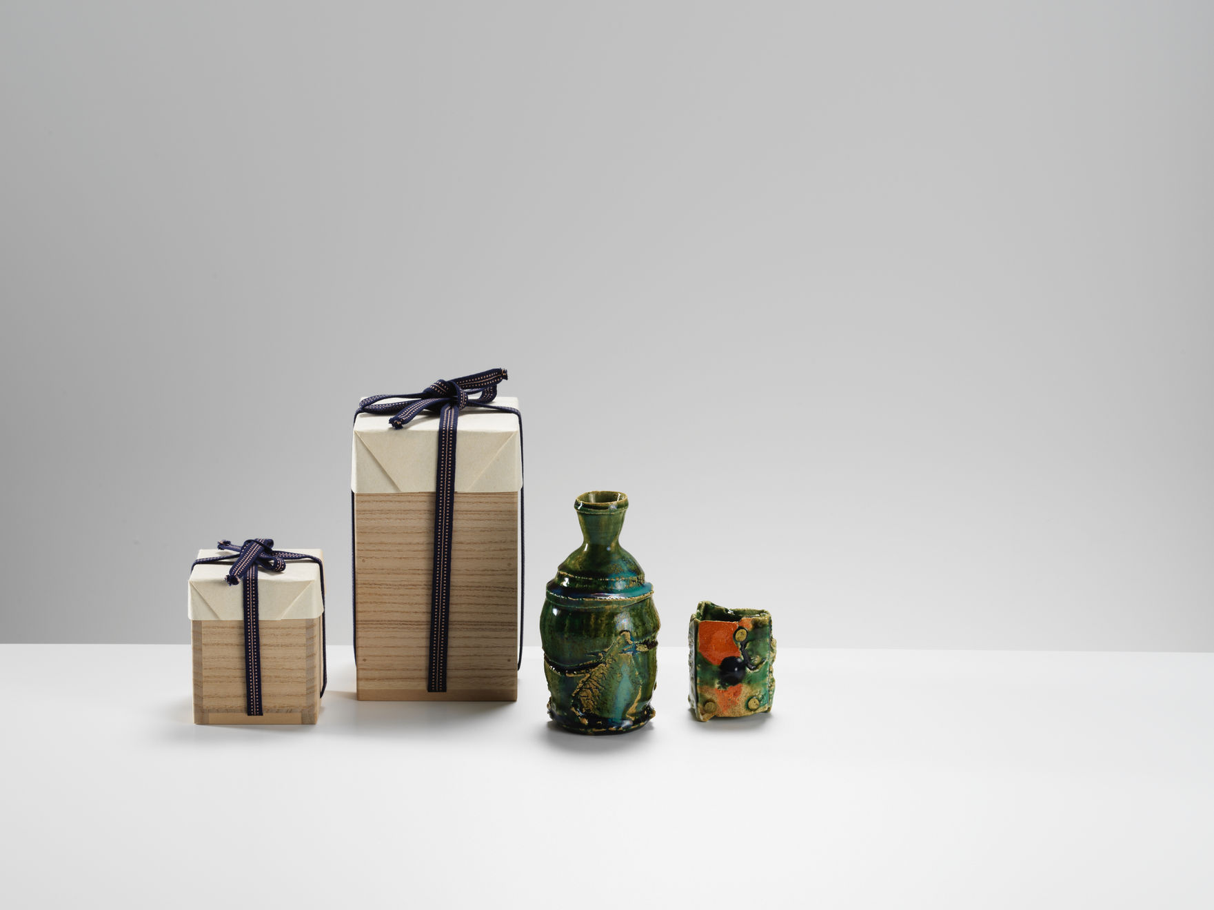 Higashida Shigemasa, Oribe Sake Bottle