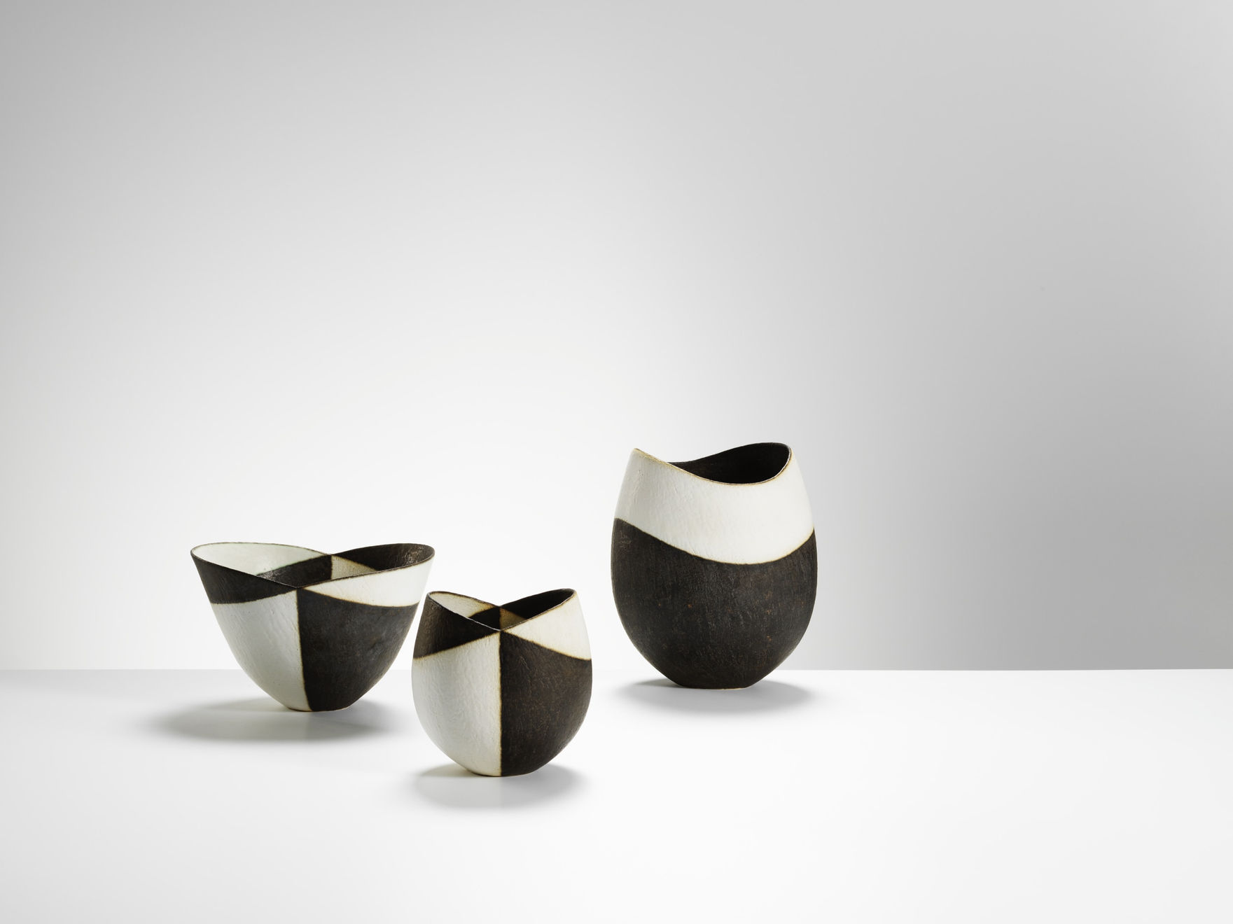 John Ward, Black and White V Rimmed Bowl