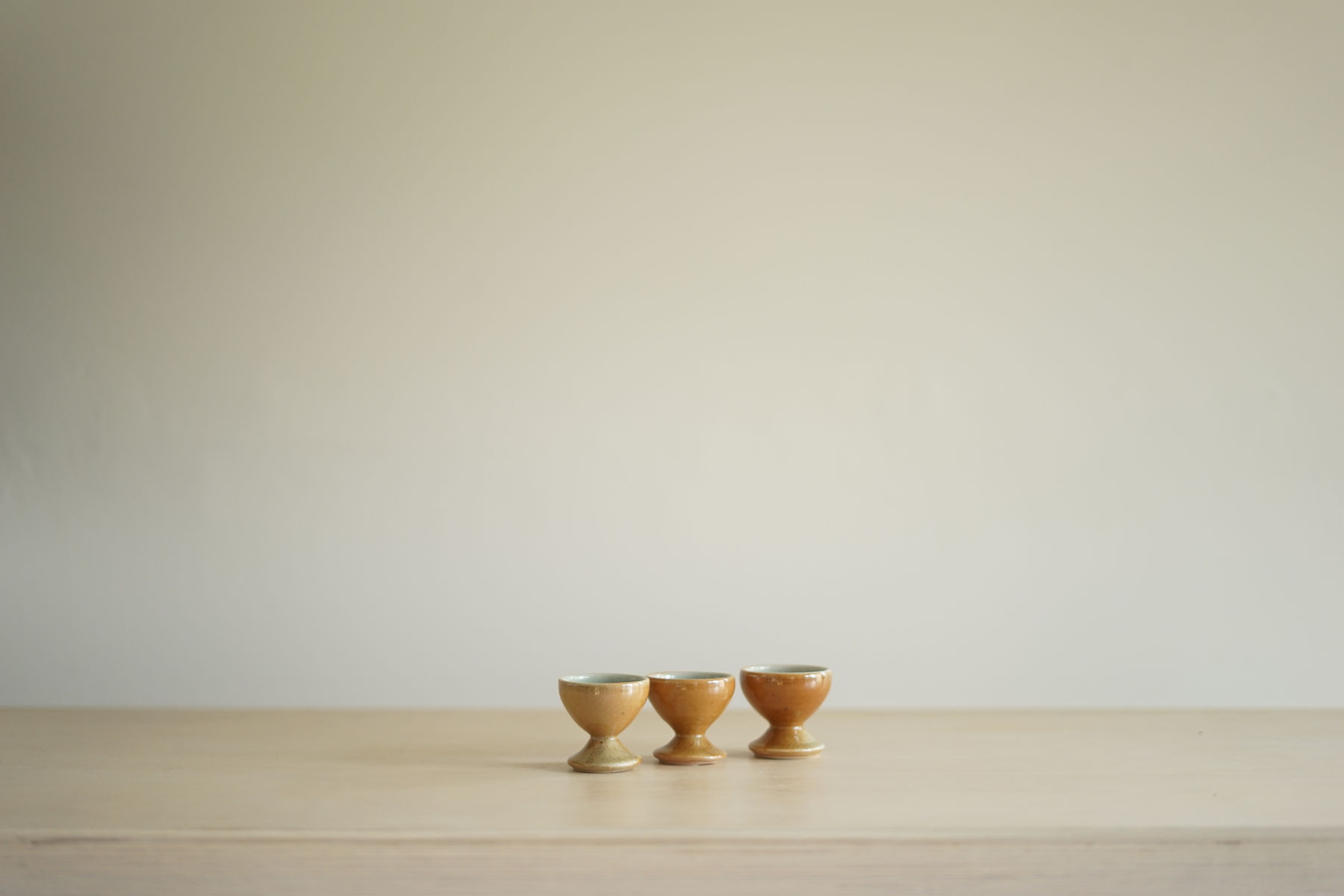 Gwyn Hanssen Pigott, Three Egg Cups