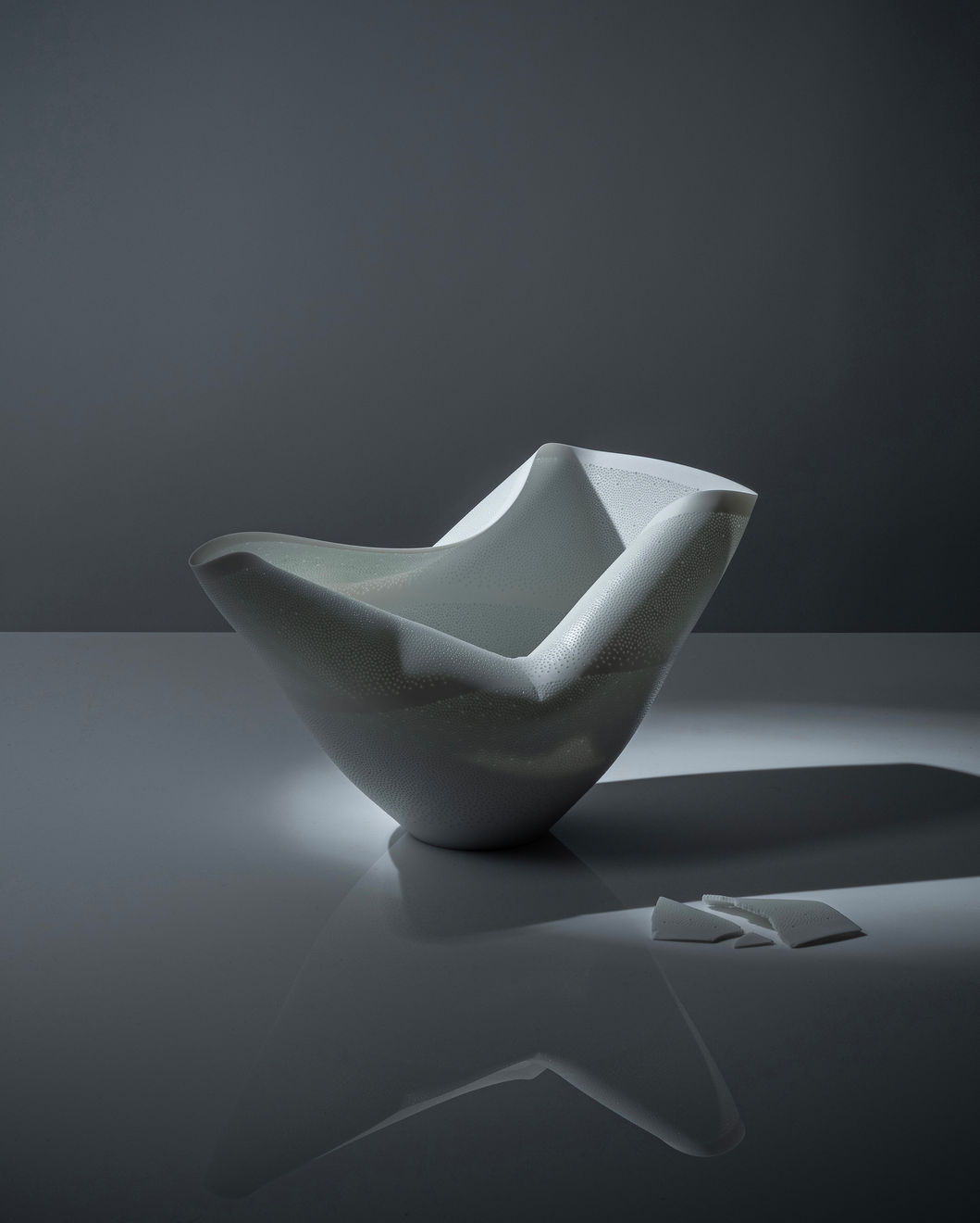 Niisato Akio, ワレ鉢（浅）（破片添), 2024