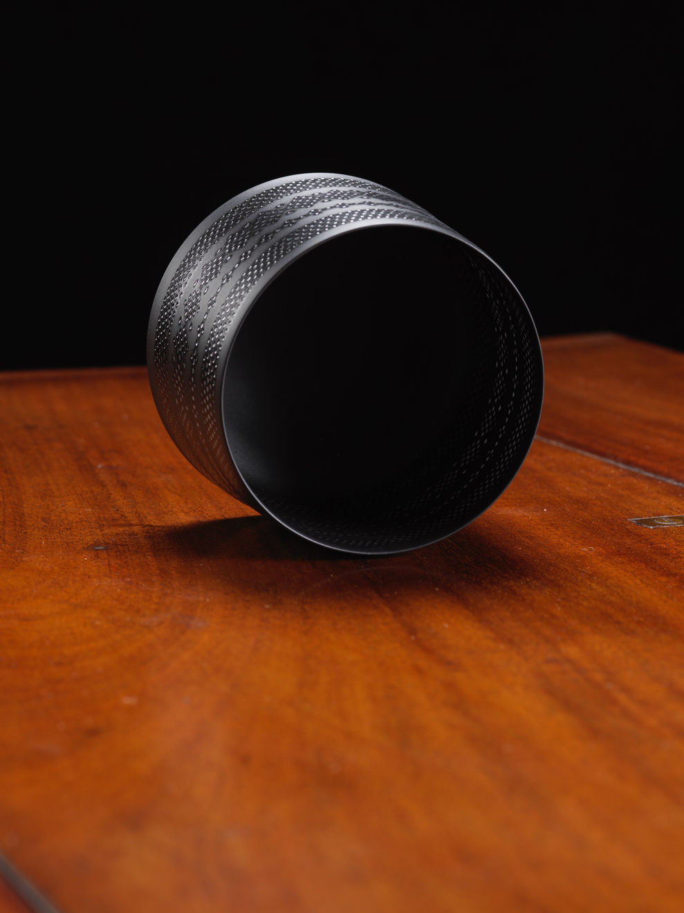 Niisato Akio, Luminescent Vessel, Black Tea bowl, 2021