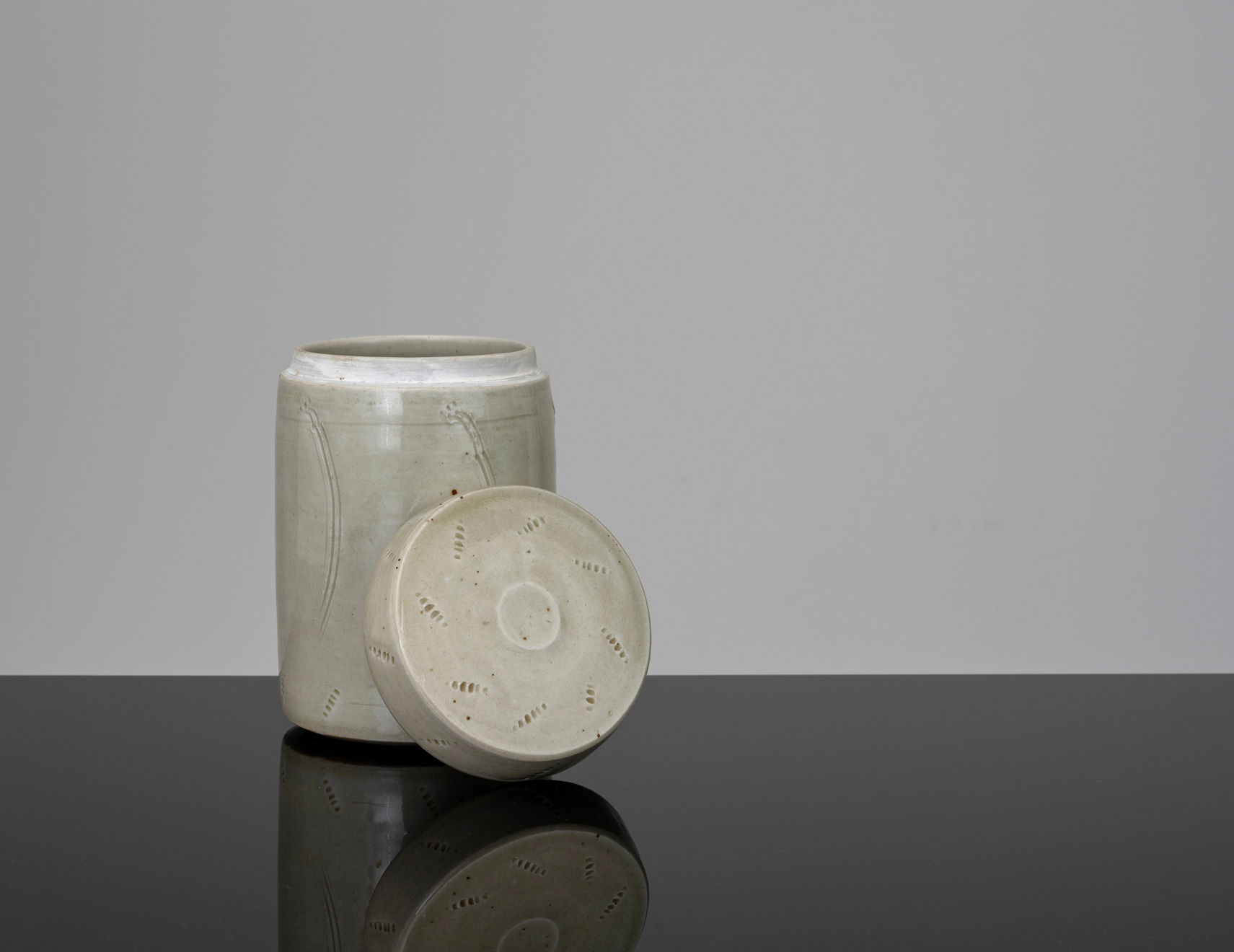William Marshall, Lidded Jar