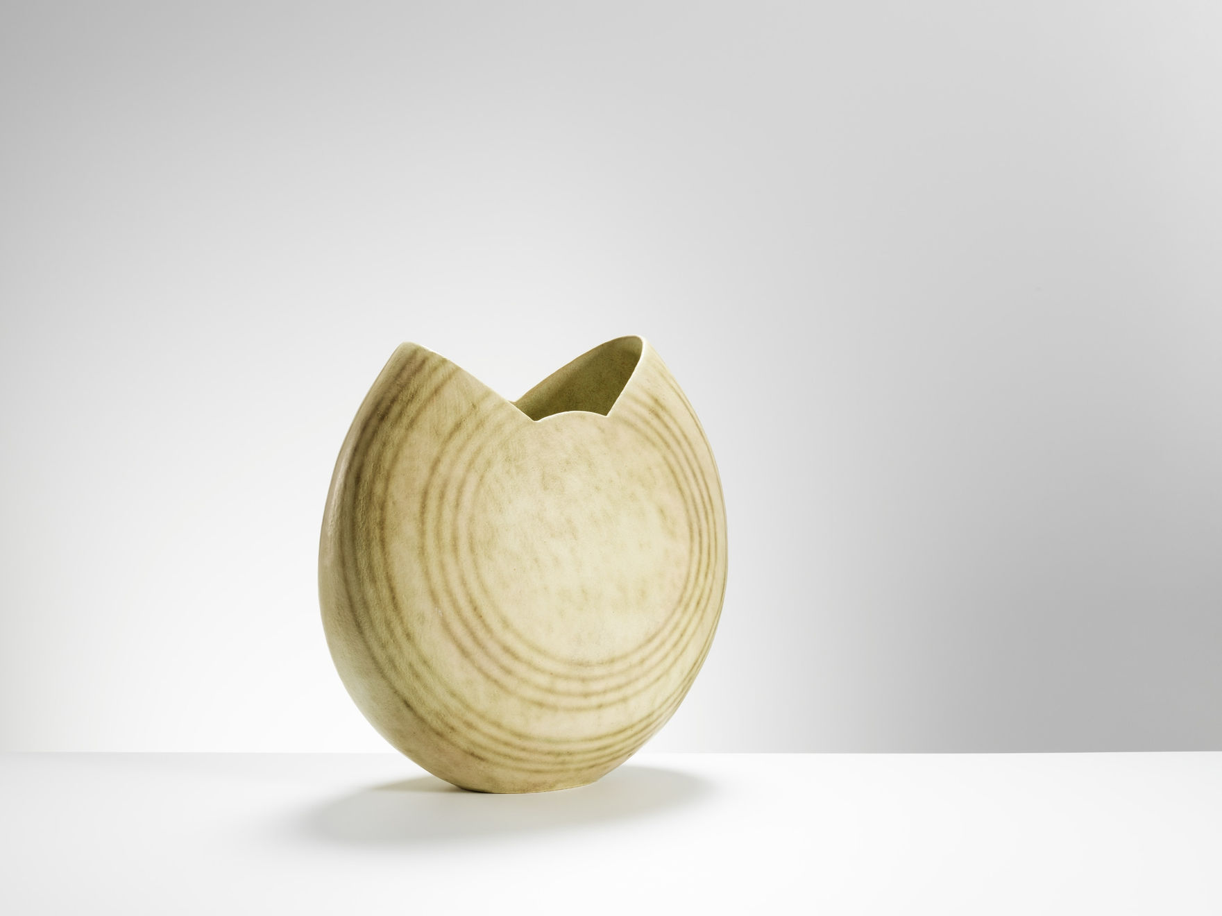 John Ward, Monumental white disc pot with green bands, 1996