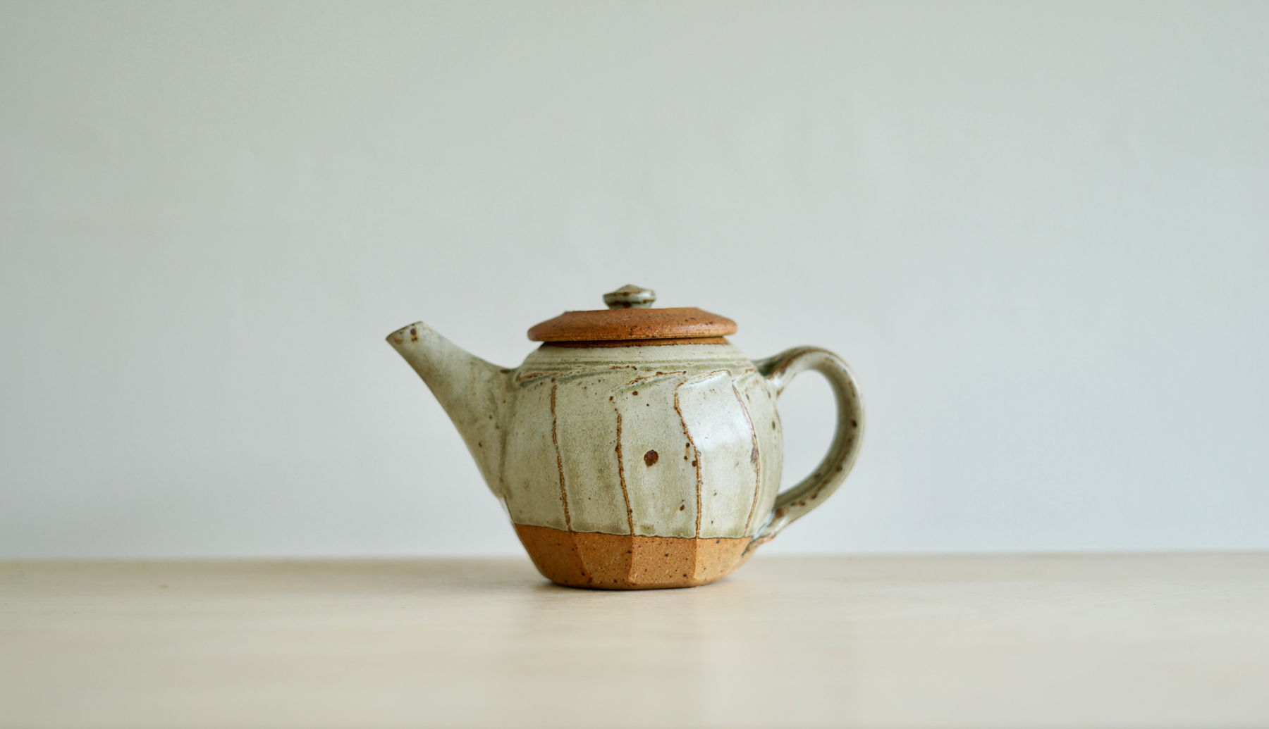 Richard Batterham, Early Cut-sided Teapot