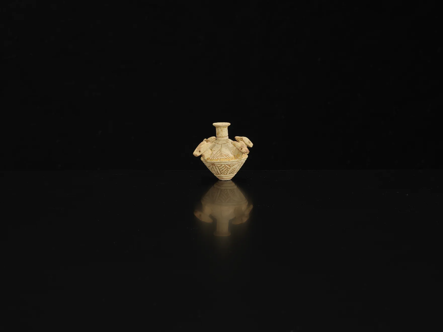 Ian Godfrey, Ochre Bottle with Four Foxes, c. 1970s