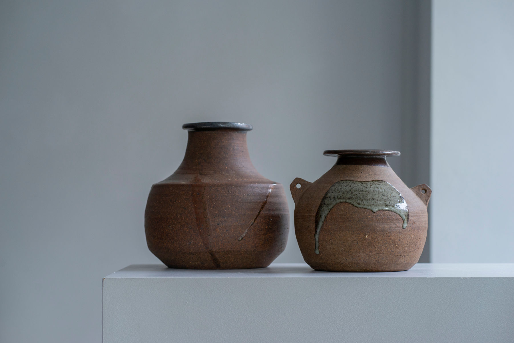 Janet Leach, Vase with Lugs