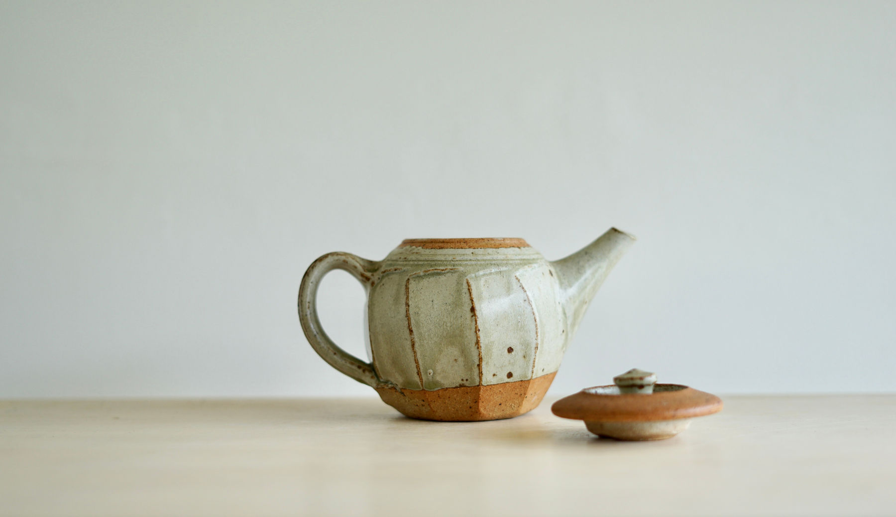 Richard Batterham, Early Cut-sided Teapot
