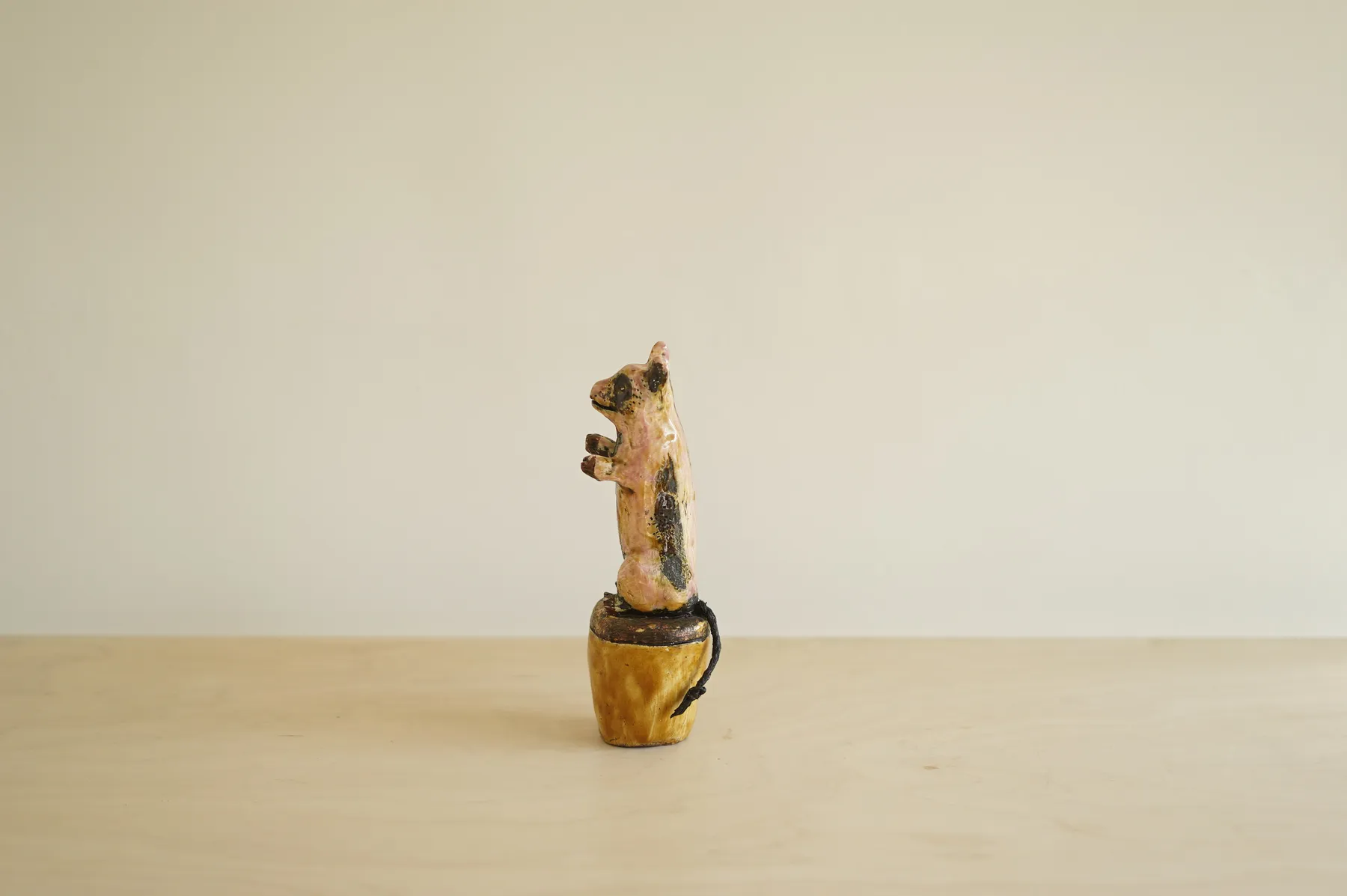 Kerry Jameson, Pig in middle, 2024