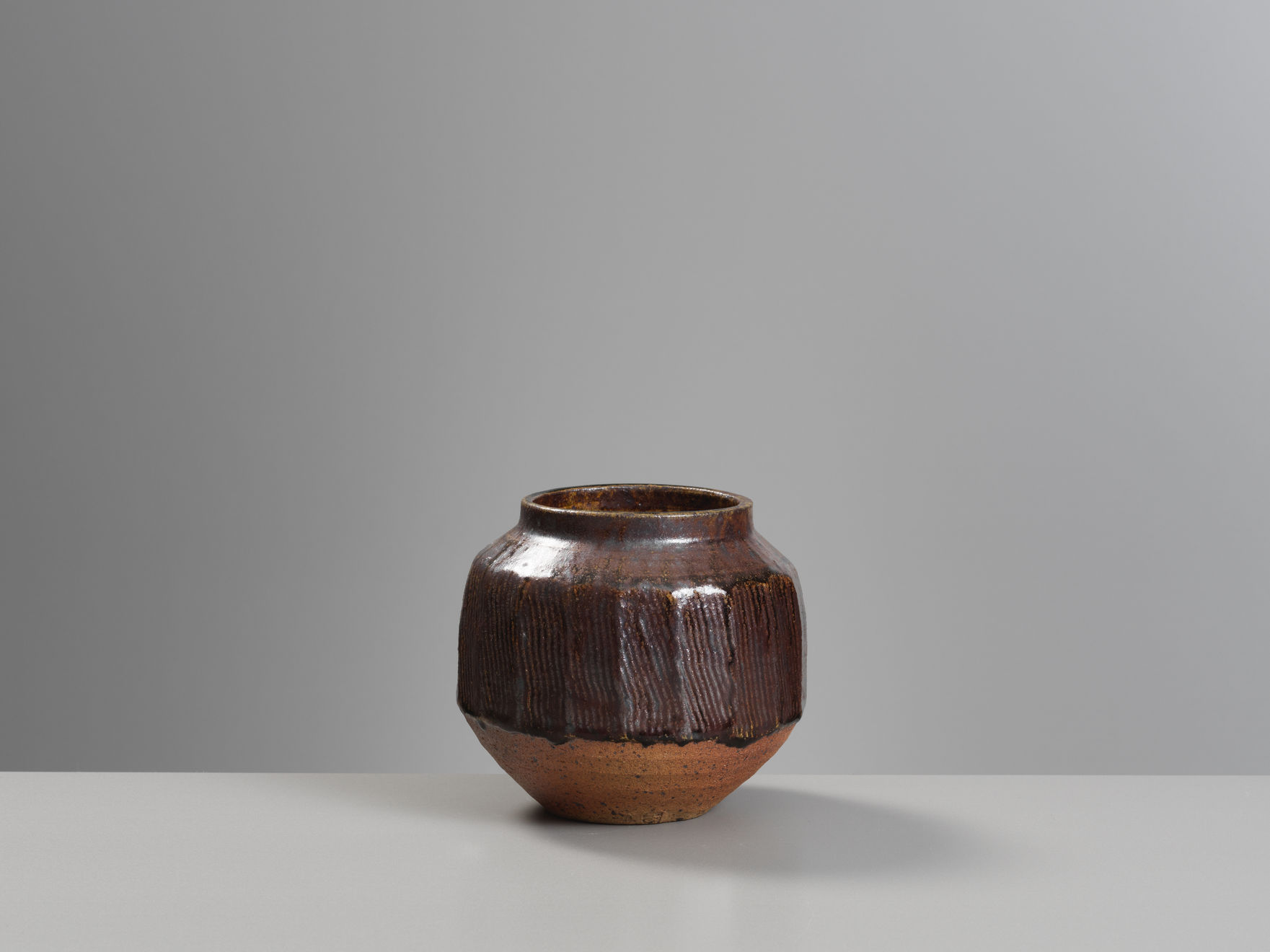 Janet Leach, Globular Cut Vase