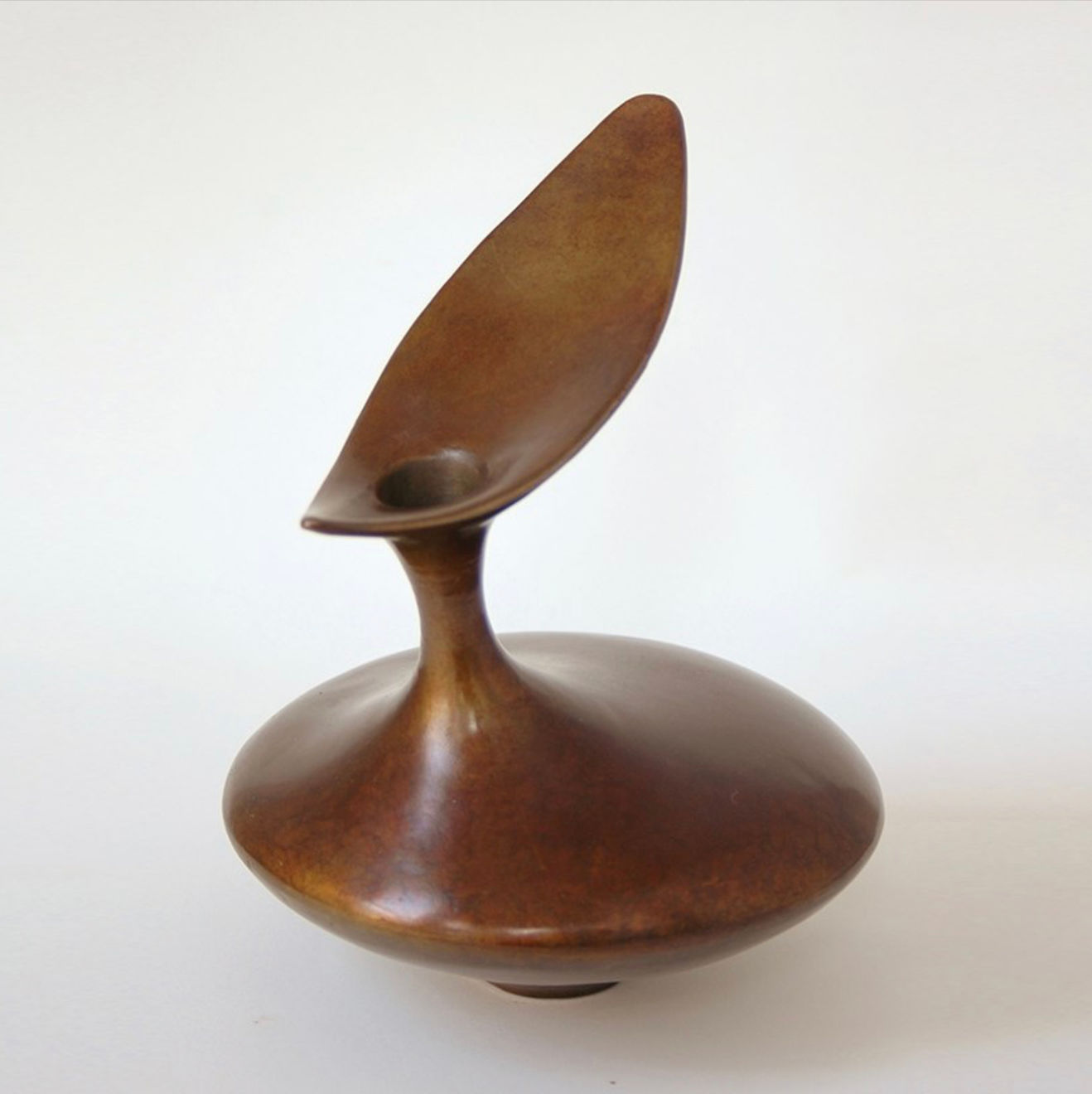 Vivienne Foley (Ceramics & Bronze), Bird Form, 2015