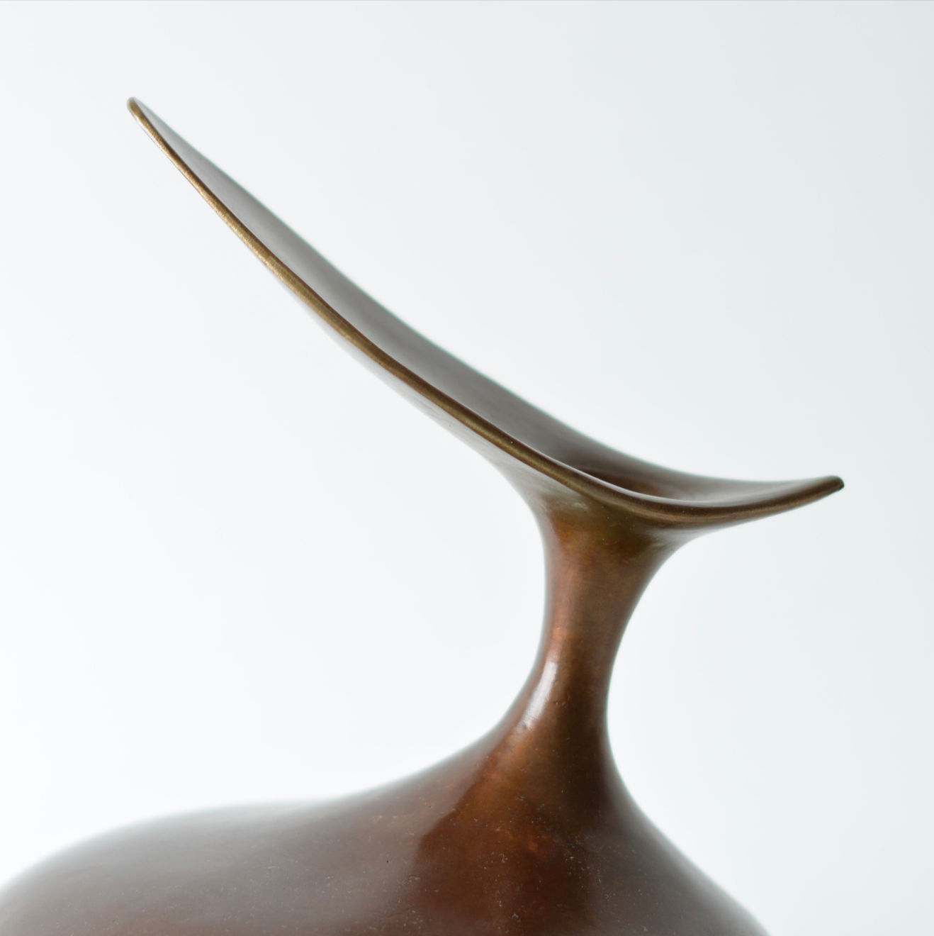 Vivienne Foley (Ceramics & Bronze), Bird Form, 2015