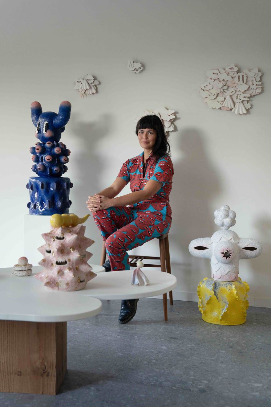 Kartini Thomas, Mansplainer, 2023