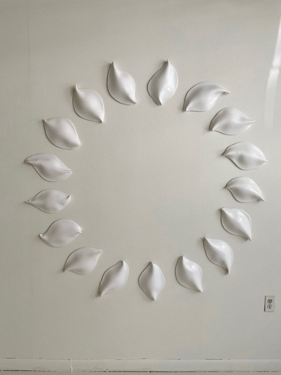 Angela Okajima-Kempinas, Shiro Petals, 2021