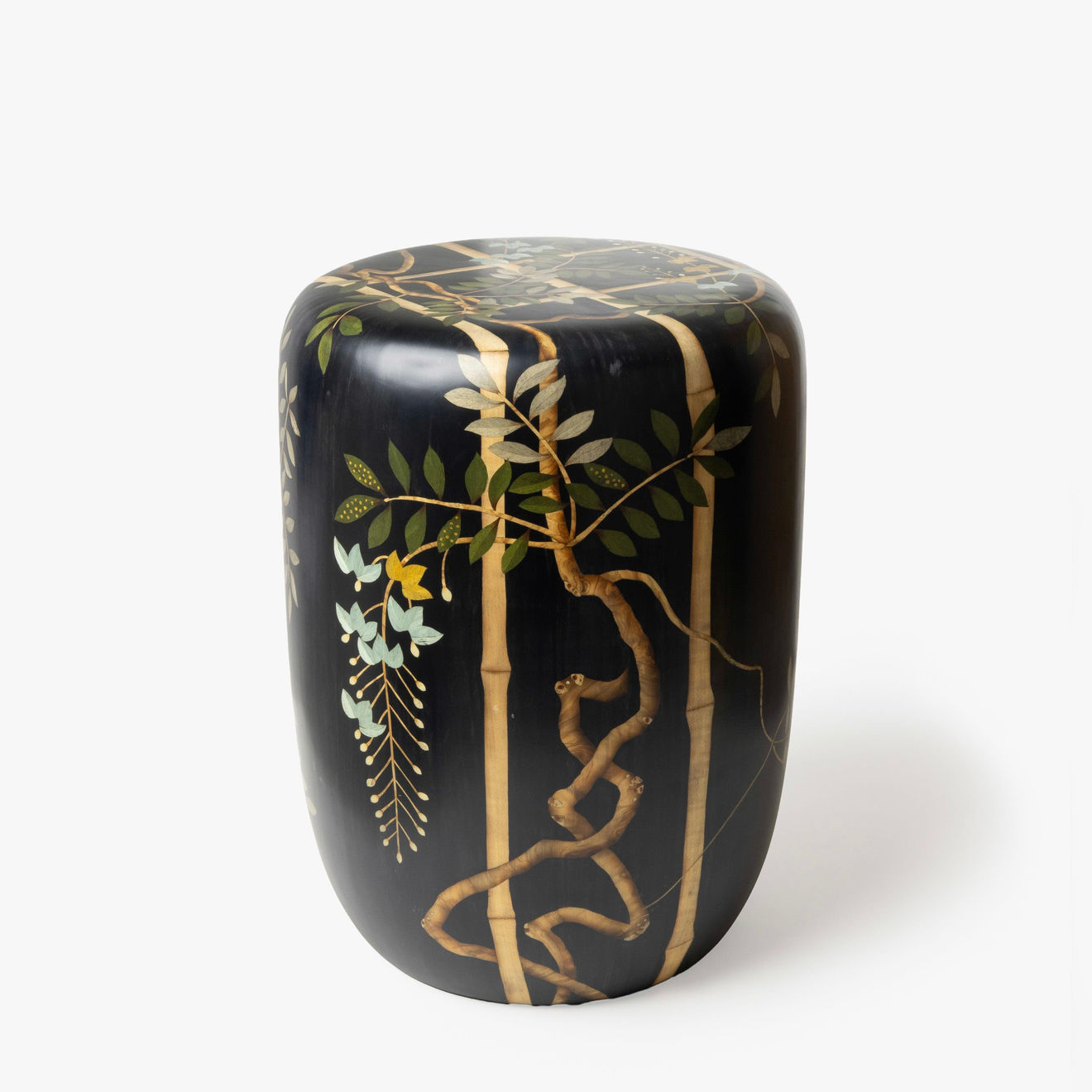 Silvia Furmanovich, Fern pedestal