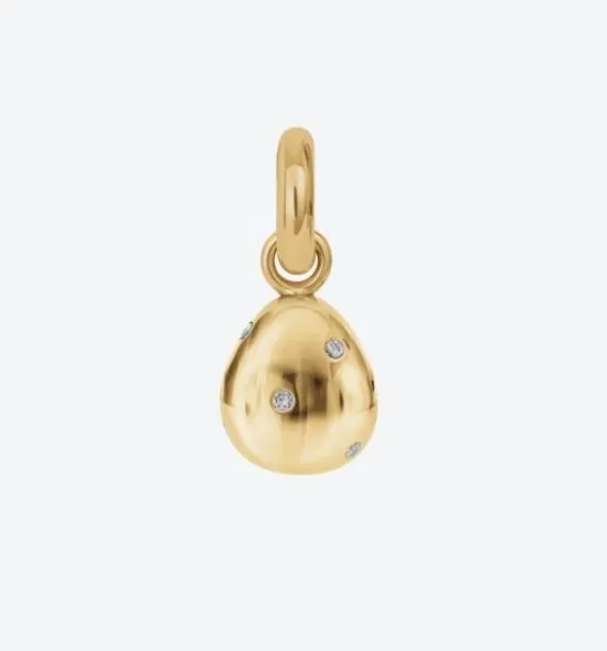 Ole Lynggaard Copenhagen, Gold sweet drops charm with diamond accents