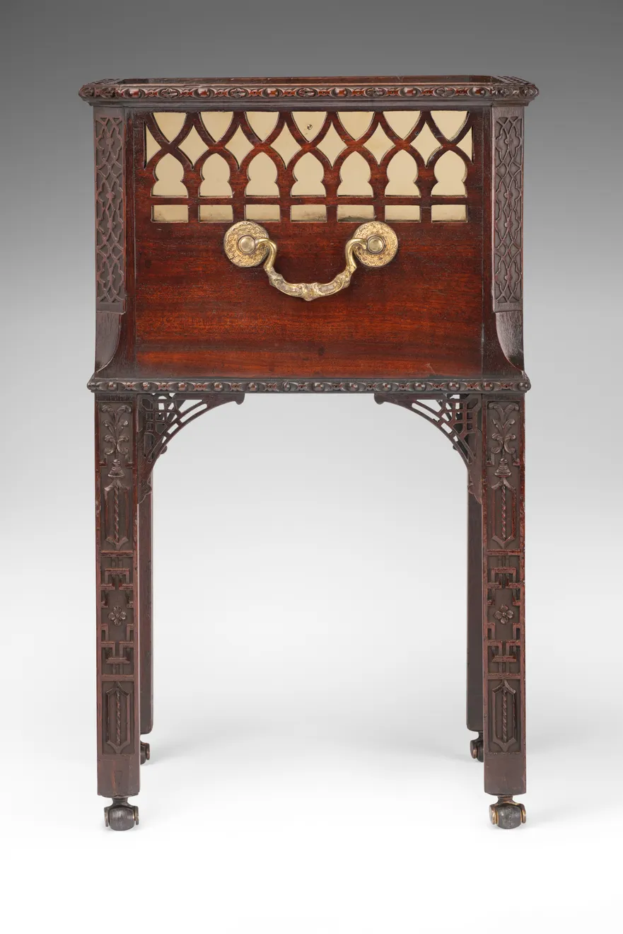 In the manner of Mayhew & Ince, George III mahogany wine cistern , circa 1760