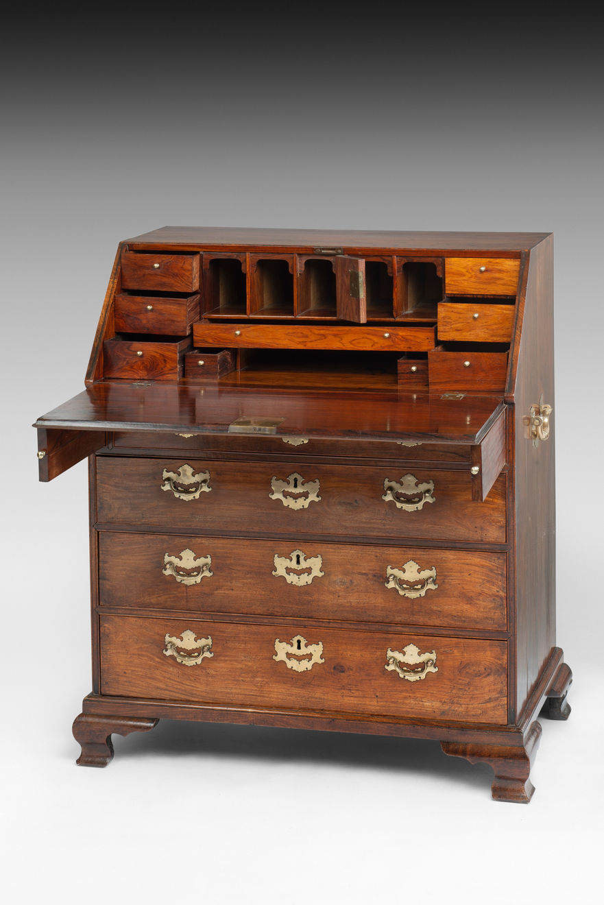 Coulborn antiques 18th Century Chinese Export Bureau