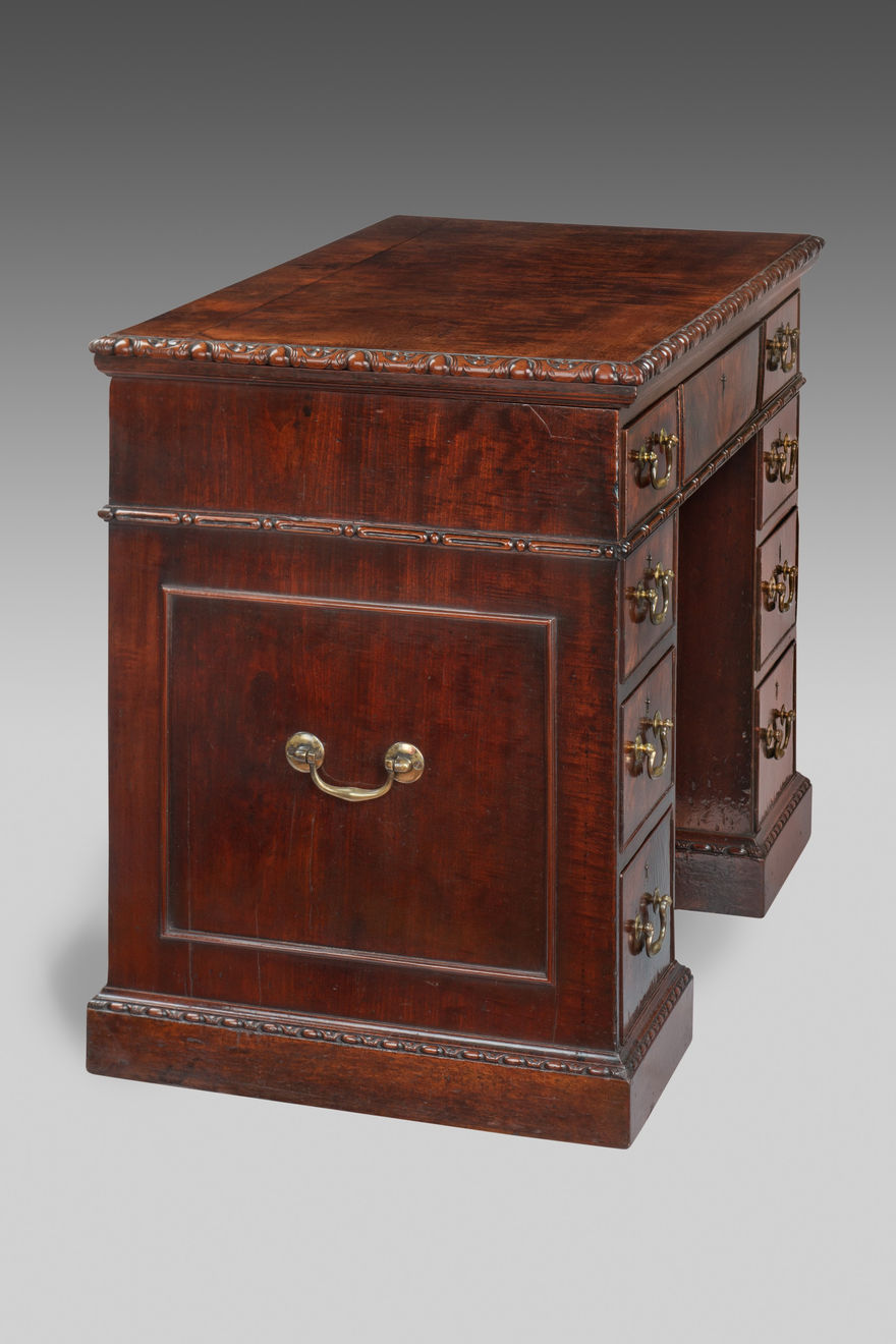 George II Mahogany Knee Hole Desk