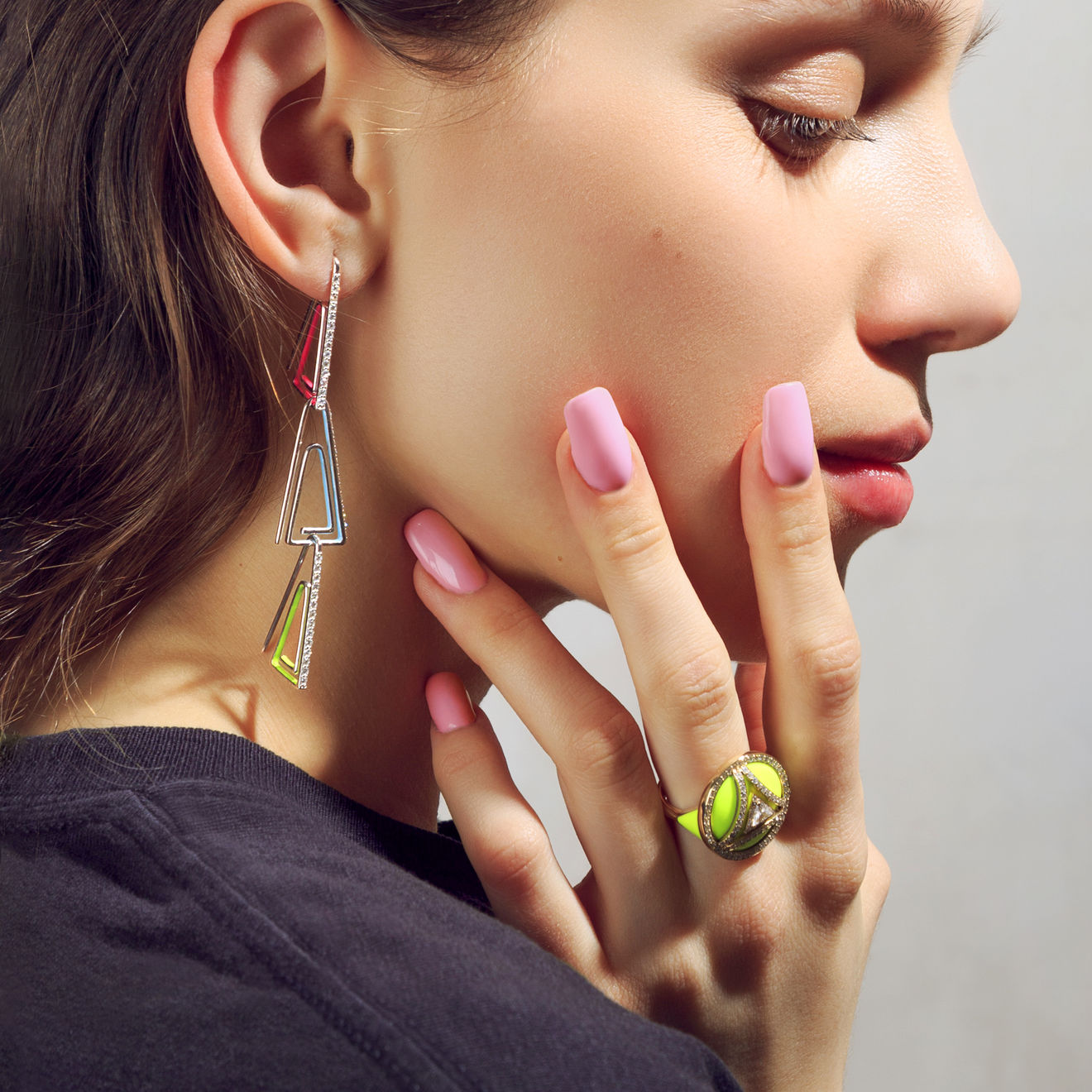 Maya, Out of Office: Paper clip with diamonds and blue enamel