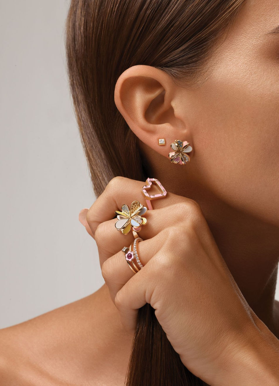 Aisha Baker, Present: I am It Ring