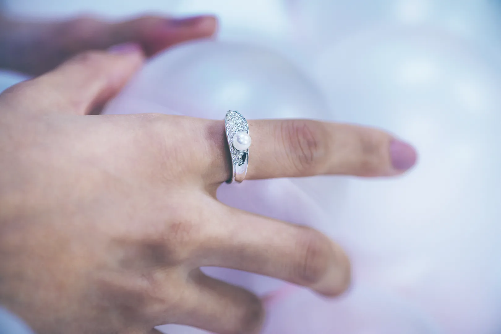 Simone, Jouer: Ocean Surf Ring