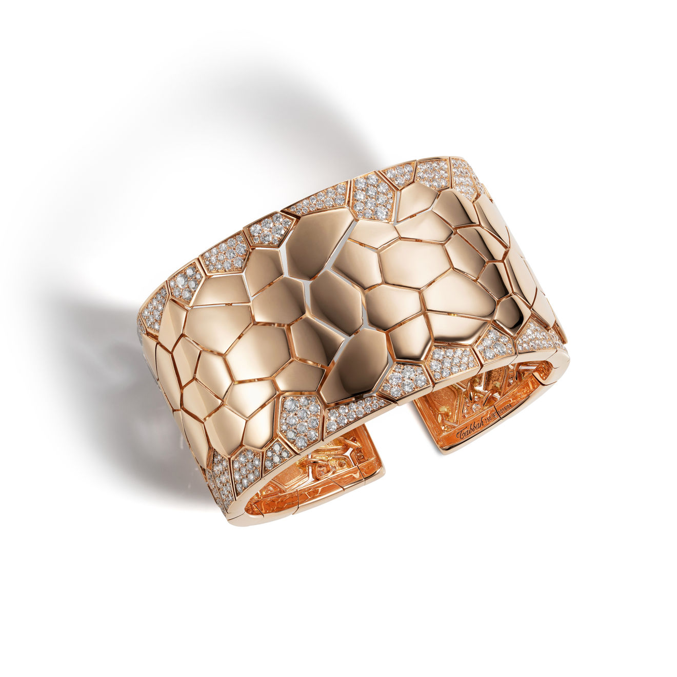 Tabbah, Biker Cuff