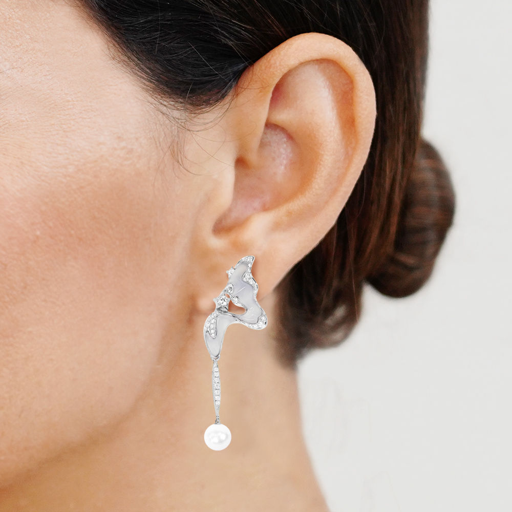 Simone, Bombshell: Reach for the Stars Earrings