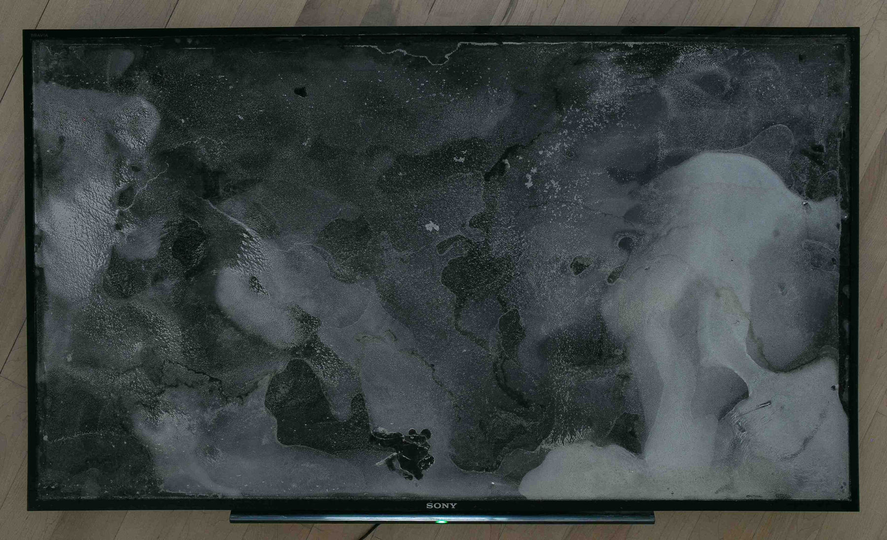 Rob Chavasse, Drip tray (tranquil settings), 2015